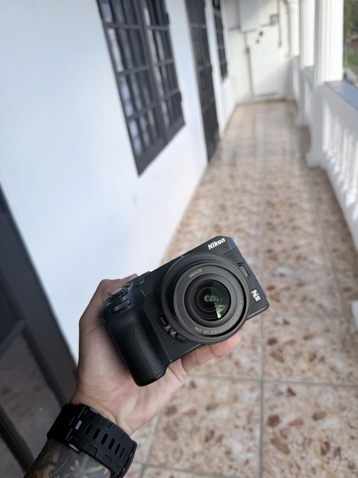 Z 30 with Wide-Angle Zoom Lens | Our most compact, lightweight mirrorless stills/video camera with 16-50mm zoom lens | Nikon USA Model customer photo 2