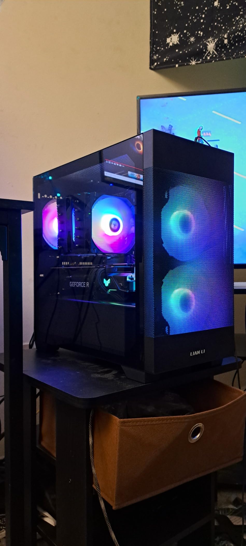 LIAN LI High Airflow Micro ATX PC Case, RGB Gaming Computer Case, Mesh Front Panel Mid-Tower Chassis with 2x140mm ARGB PWM Fans Pre-Installed, Tempered Glass Side Panel (LANCOOL 205M MESH, Black) customer photo 2
