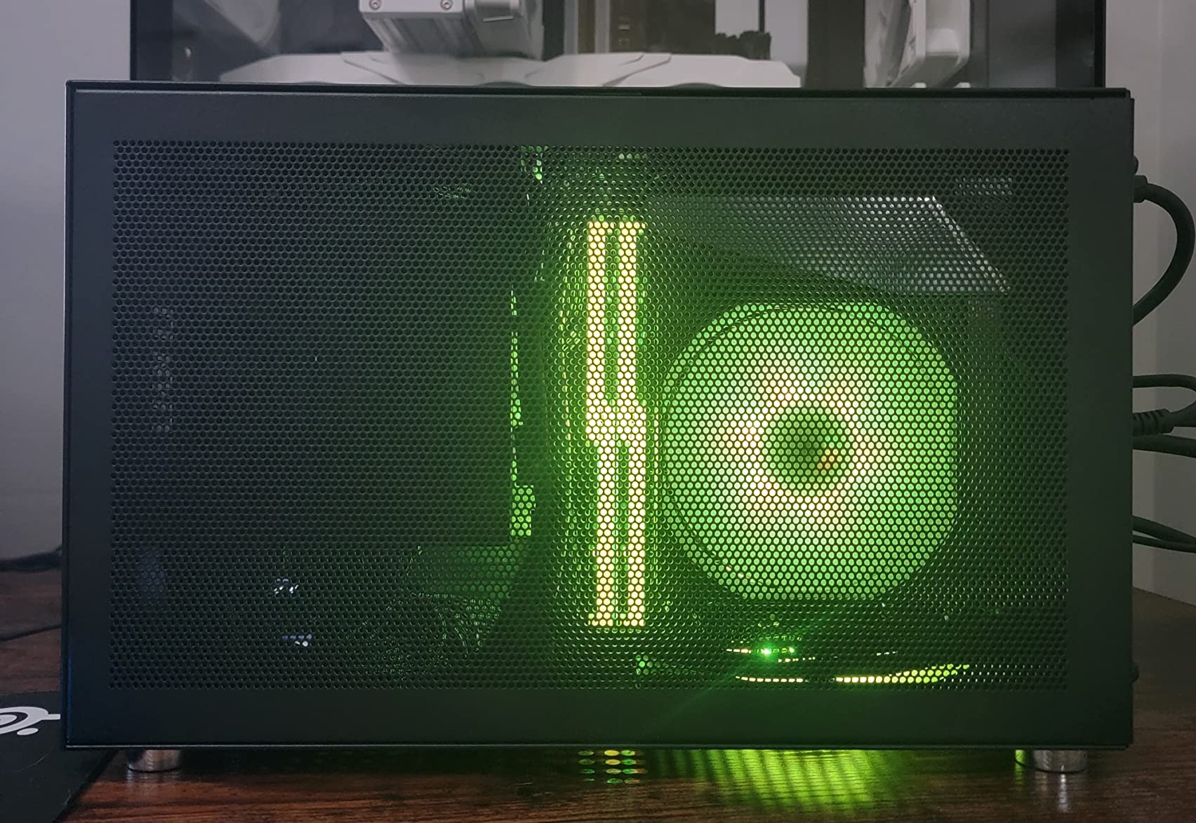 S300 - Mini-ITX PC Gaming Case - Front I/O USB 3.0 Type - C Port - SFX Power Supply 100-130mm - Cable Management System - Aluminum Mini-ITX Motherboard Small Portable PC Case (PCIe 3.0 16X Riser Cable) customer photo 1