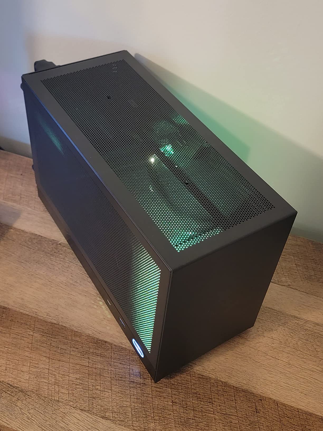 S300 - Mini-ITX PC Gaming Case - Front I/O USB 3.0 Type - C Port - SFX Power Supply 100-130mm - Cable Management System - Aluminum Mini-ITX Motherboard Small Portable PC Case (PCIe 3.0 16X Riser Cable) customer photo 2