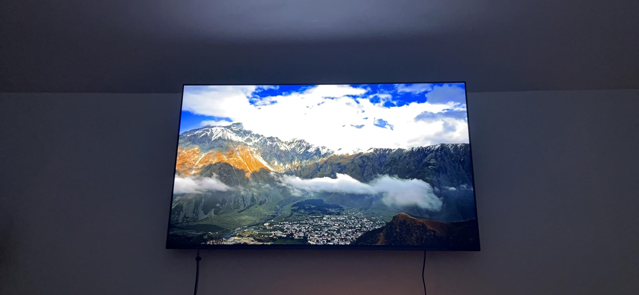 Sony OLED 83 inch BRAVIA XR A80L Series 4K Ultra HD TV: Smart Google TV with Dolby Vision HDR and Exclusive Gaming Features for The PlayStation 5 XR83A80L- 2023 Model,Black customer photo 2