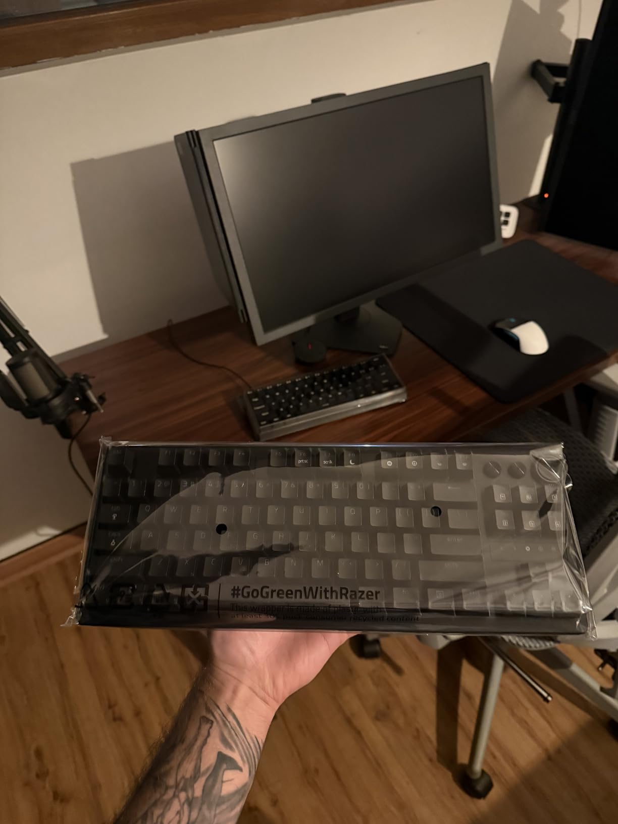 Razer Huntsman V3 Pro Mini 60% Esports Gaming Keyboard: Analog Optical Switches - Razer Snap Tap - Rapid Trigger - Adjustable Actuation - Dual-Purpose Mod Keys - Doubleshot PBT Keycaps - Black customer photo 1
