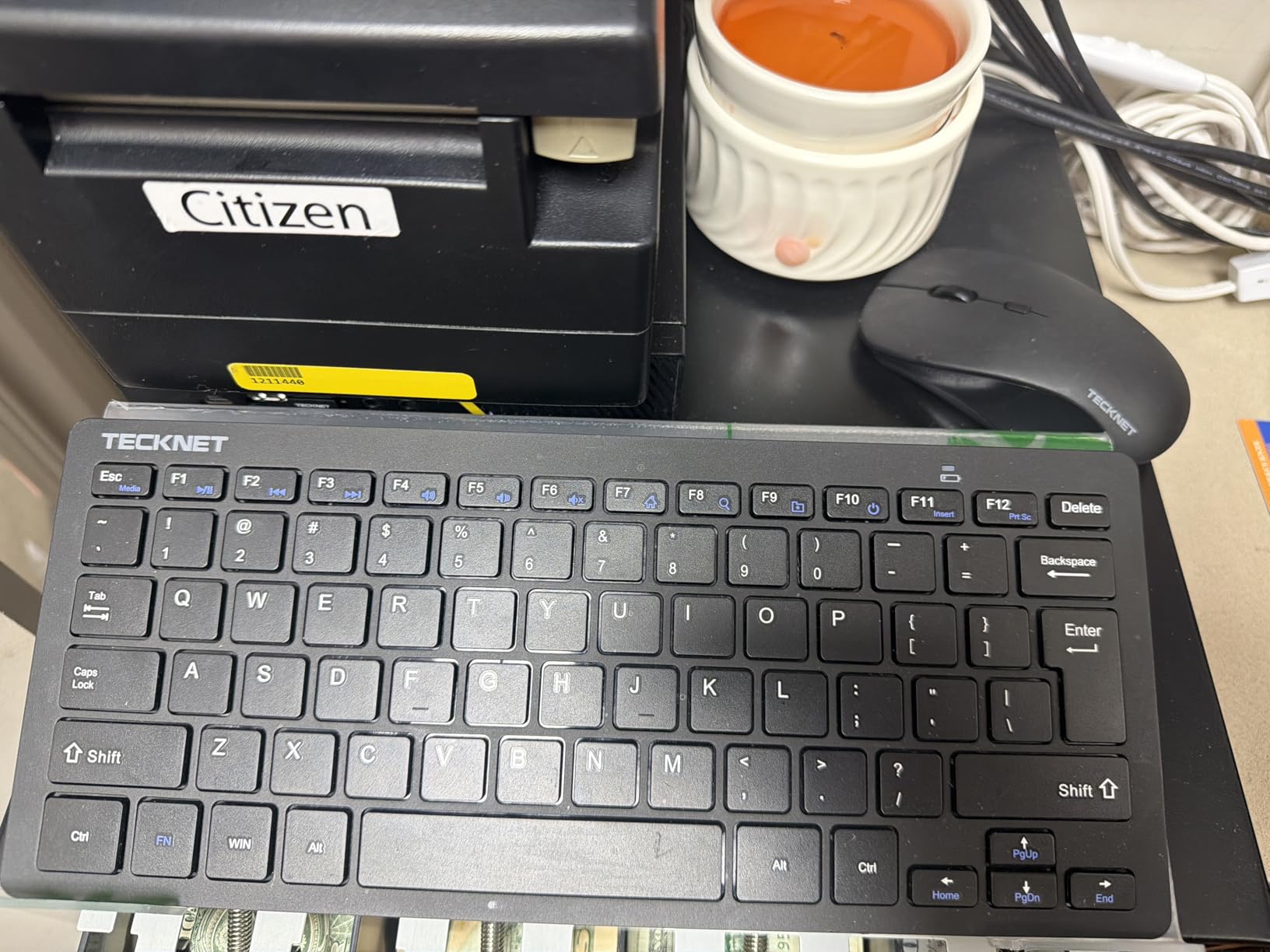 TECKNET Wireless Keyboard and Mouse Combo, Mini Cordless Computer Keyboard and Mouse Set 2.4GHz, Silent Adjustable 1600 DPI, Quiet Click, Lag-Free for Computer, Laptop, PC, Windows, Mac, Chrome OS customer photo 2