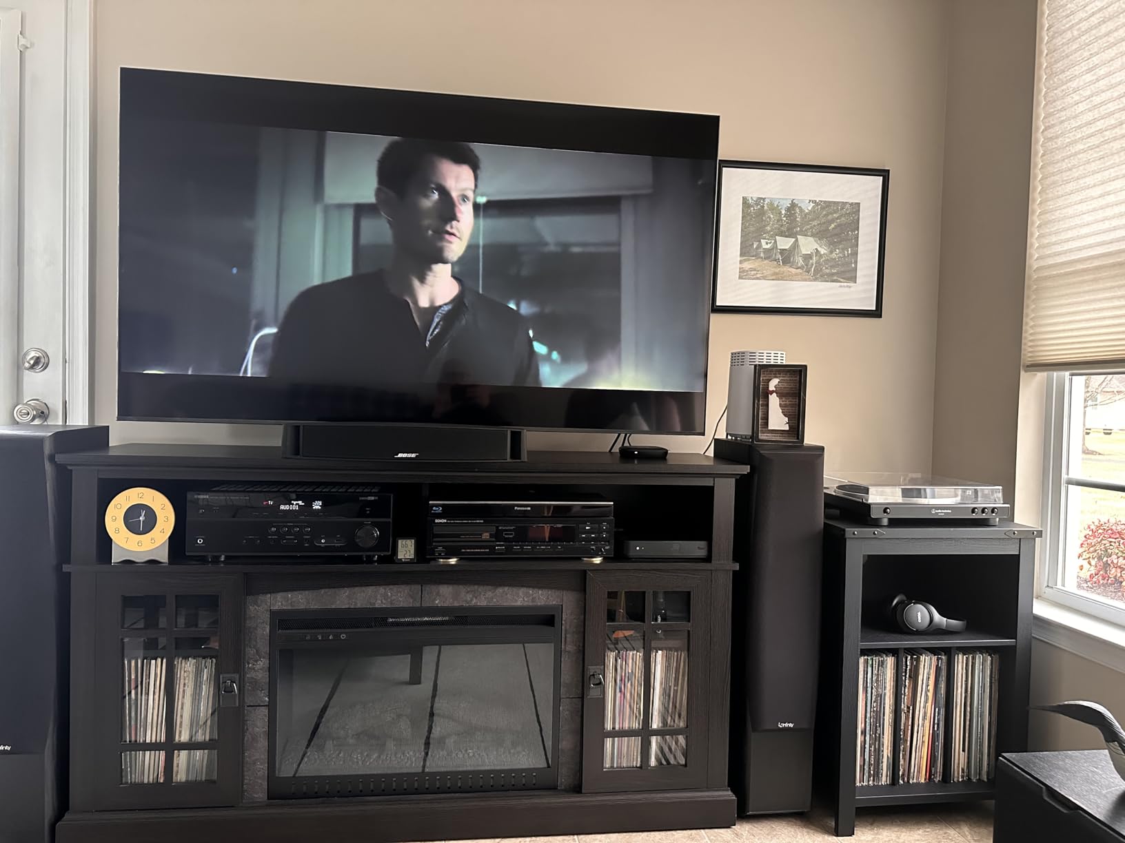 Samsung 55-Inch Class QLED 4K Q80D Series Quantum HDR+ Smart TV w/Dolby Atmos, Object Tracking Sound Lite, Direct Full Array, Motion Xcelerator, Alexa Built-in (QN55Q80D, 2024 Model) customer photo 2