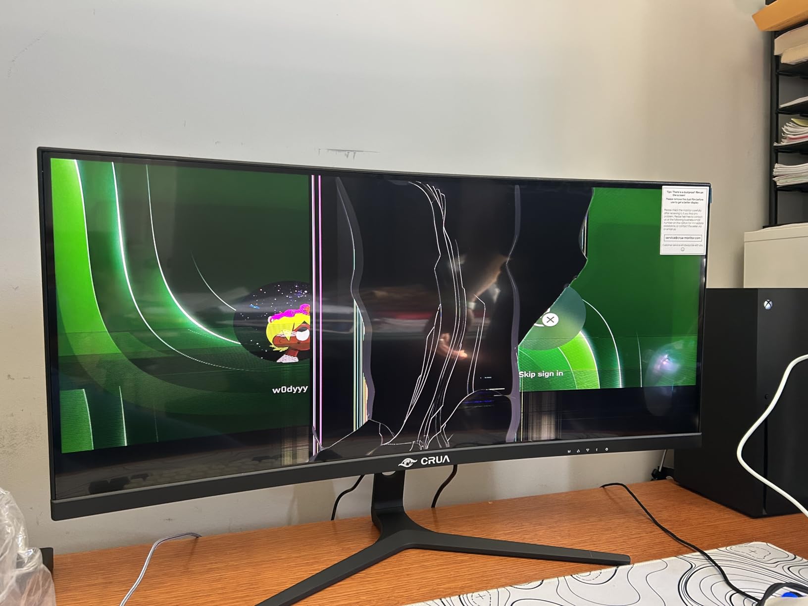 CRUA 24 Inch 200hz/180hz Curved Gaming Monitor, FHD 1080P Frameless Computer Monitors, Support AMD freesync Low Motion Blur, Eye Care, DisplayPort, HDMI, Compatible Wall Mountable Installs-Black customer photo 2
