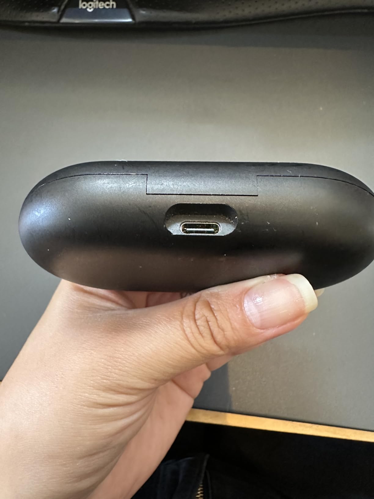Soundcore V20i by Anker Open-Ear Headphones, Adjustable Ear Hooks, Ultra-Comfort, Snug Fit, Powerful Sound, Clear Calls, IP55, 36H Playtime, Bluetooth 5.4 Wireless Earbuds, Multipoint Connection customer photo 2