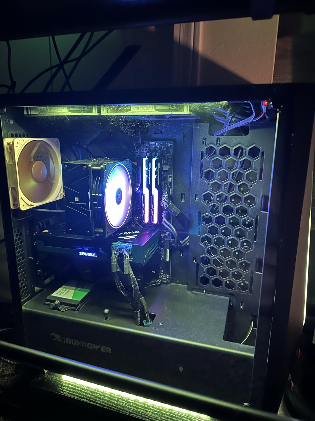 Sparkle Intel Arc A750 ROC Luna OC Edition, 8GB GDDR6, 2X DBB 100mm Fan, 2.5-Slot, Metal Backplate, Luna White Edition, SA750RW-8GOC customer photo 1