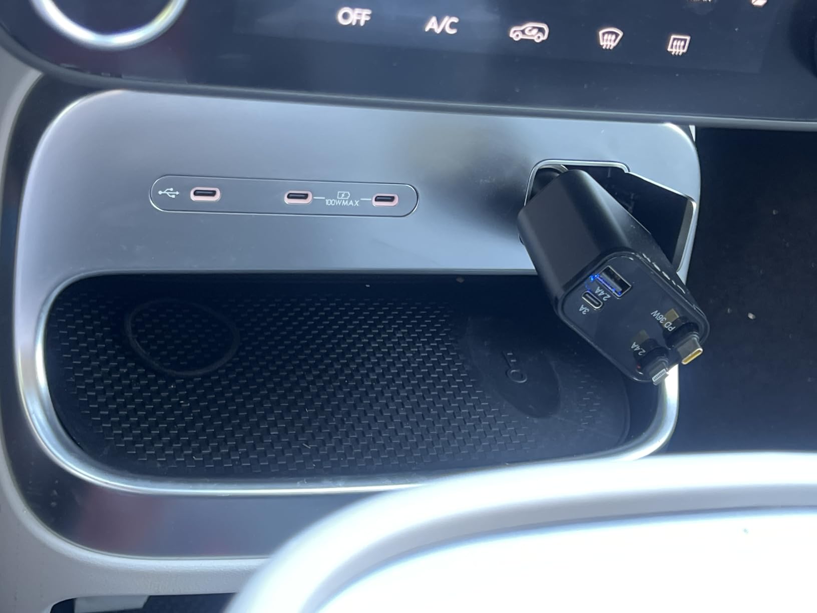 LISEN Retractable Car Charger, Gifts for Fathers Day for Men Dad Husband, 84W Car Charger USB C Fast Charger Adapter for iPhone, Car Accessories for Men Women, for iPhone 17 16 15 14 13 12 11 Samsung customer photo 1