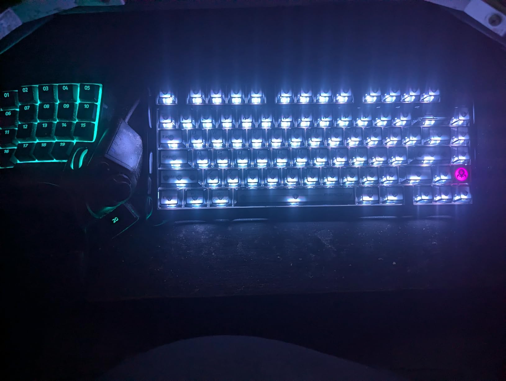 GravaStar Mercury K1 75% Wireless Mechanical Gaming Keyboard, Aluminum Alloy Exoskeleton Design, Gasket Custom Keyboard Hot-Swap Socket, Linear Switches, RGB Backlit customer photo 2