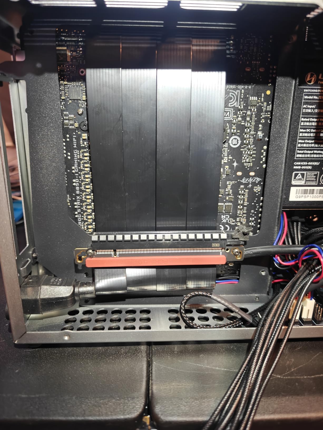 ASUS ROG Strix B850-I Gaming WiFi AMD AM5 Mini-ITX Motherboard customer photo 1
