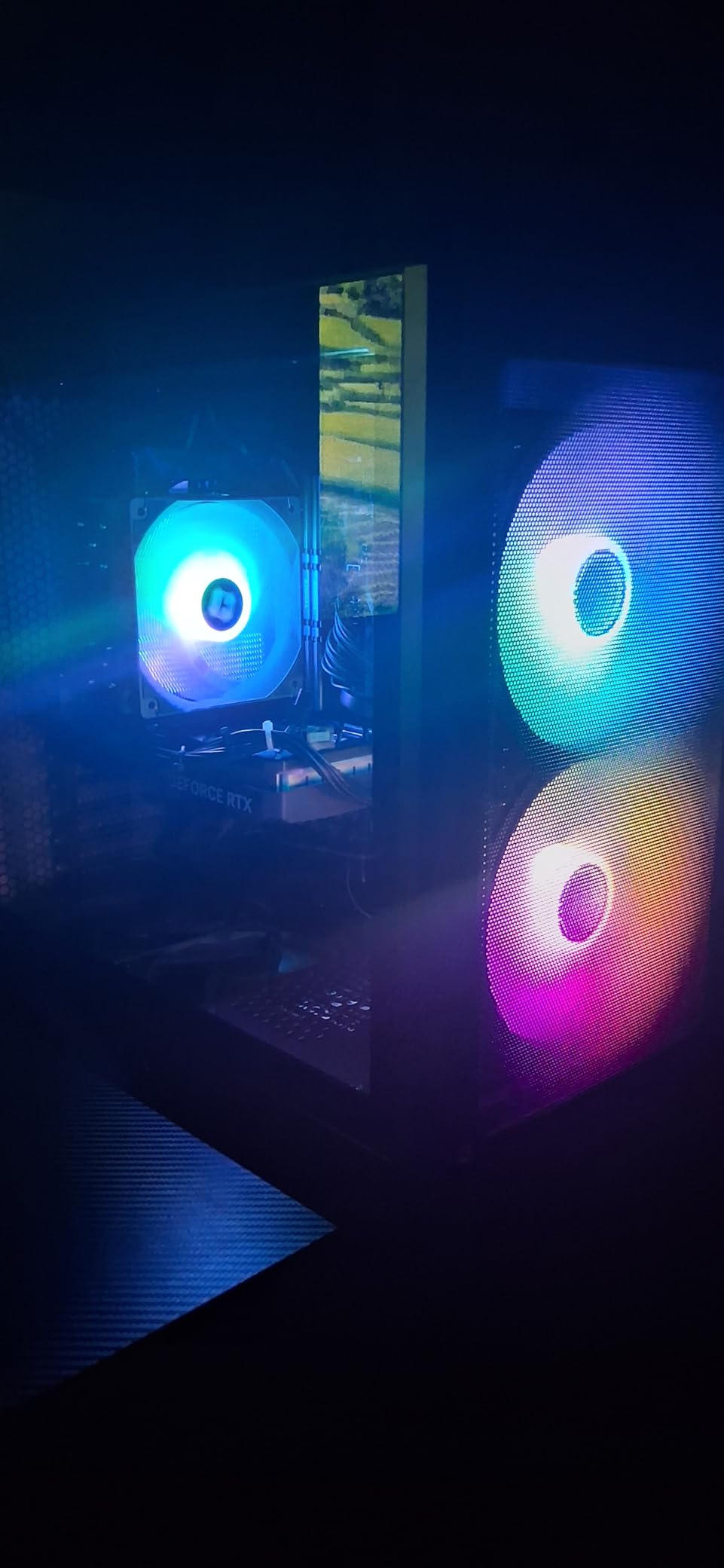 LIAN LI LANCOOL 207 Compact ATX RGB Gaming Computer Case, Airflow Optimized Mesh Panels Tower Chassis w/ 2x140mm ARGB,2x120mm PWM Fans Pre-Installed, USB Type-C Port, Tempered Glass Side Panel (Black) customer photo 1