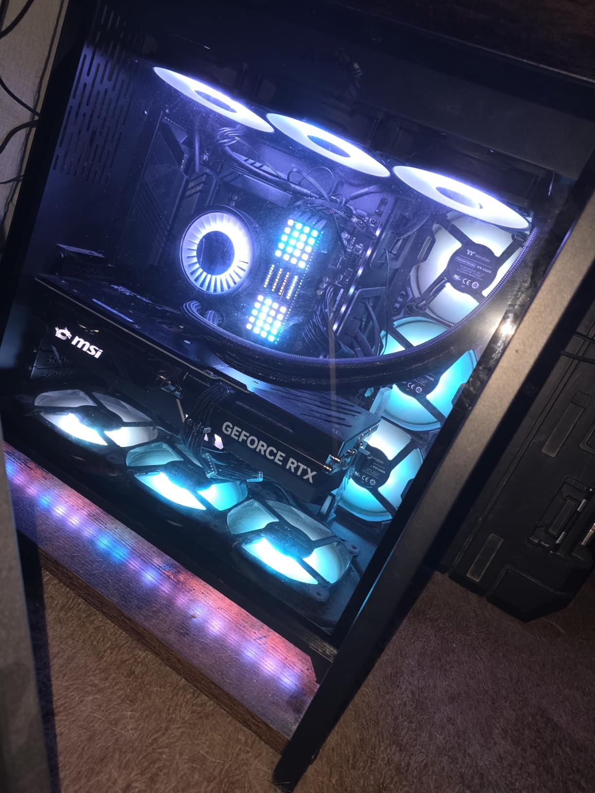 ARCTIC Liquid Freezer III Pro 360 A-RGB - AIO CPU Cooler, 3 x 120 mm Water Cooling, 38 mm Radiator, PWM Pump, VRM Fan, AMD AM5/AM4, Intel LGA1851/1700 Contact Frame - Black customer photo 1