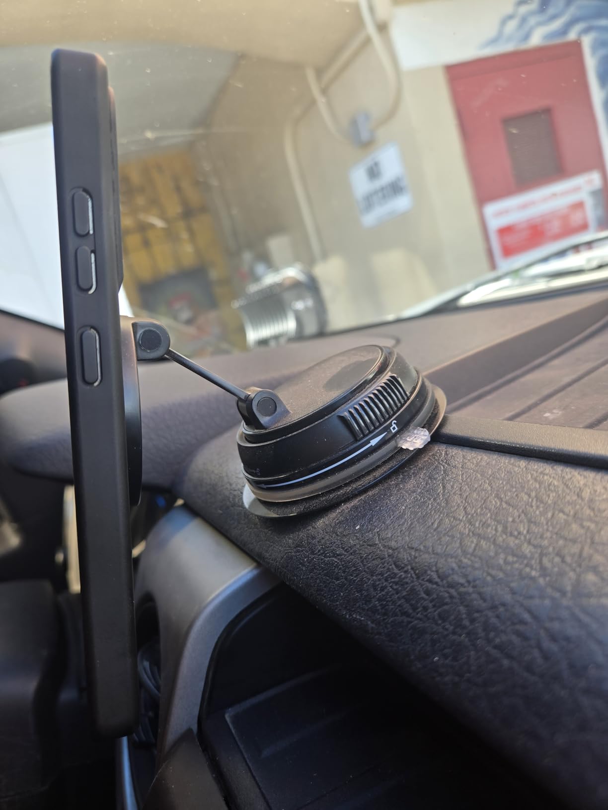 ANDERY Car Phone Holder for Magsafe [78+LBS Strongest Suction and 2400gf Magnetic] 360 Degree Adjustable Car Phone Mount, Phone Holders for Your Car for iPhone 17-12 Pro Max Plus Air, Carbon Fiber customer photo 2