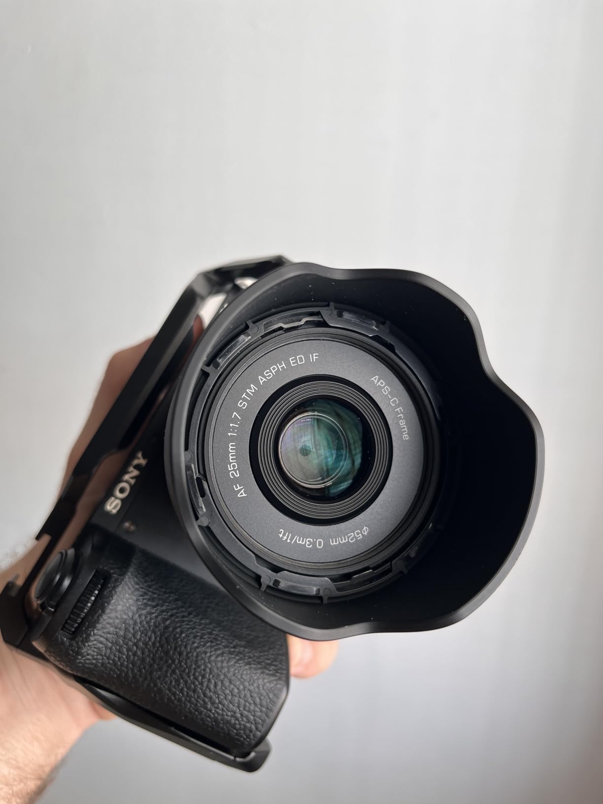 VILTROX AF 135mm F1.8 LAB FE Lens for Sony E Mount, 135mm f/1.8 Wide-Angle Fixed-Focus Telephoto Full Frame Lens Compatible with Sony a7IV a9 a7RII a7CII FX3 ZVE1 A1 a6700 a6400 ZV-E10II customer photo 2
