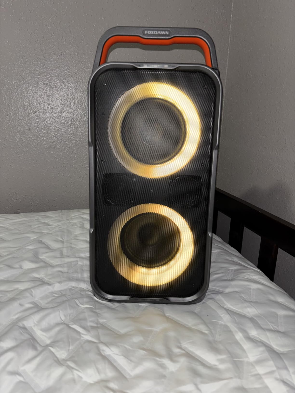 Foxdawn Portable Bluetooth Speaker: 240W Peak Powerful Loud Sound Deep Bass Wireless Boombox Large Subwoofer 15 Hours Battery Life Fast Charging with Led Light Show for Party Outdoor Camping Backyard customer photo 1