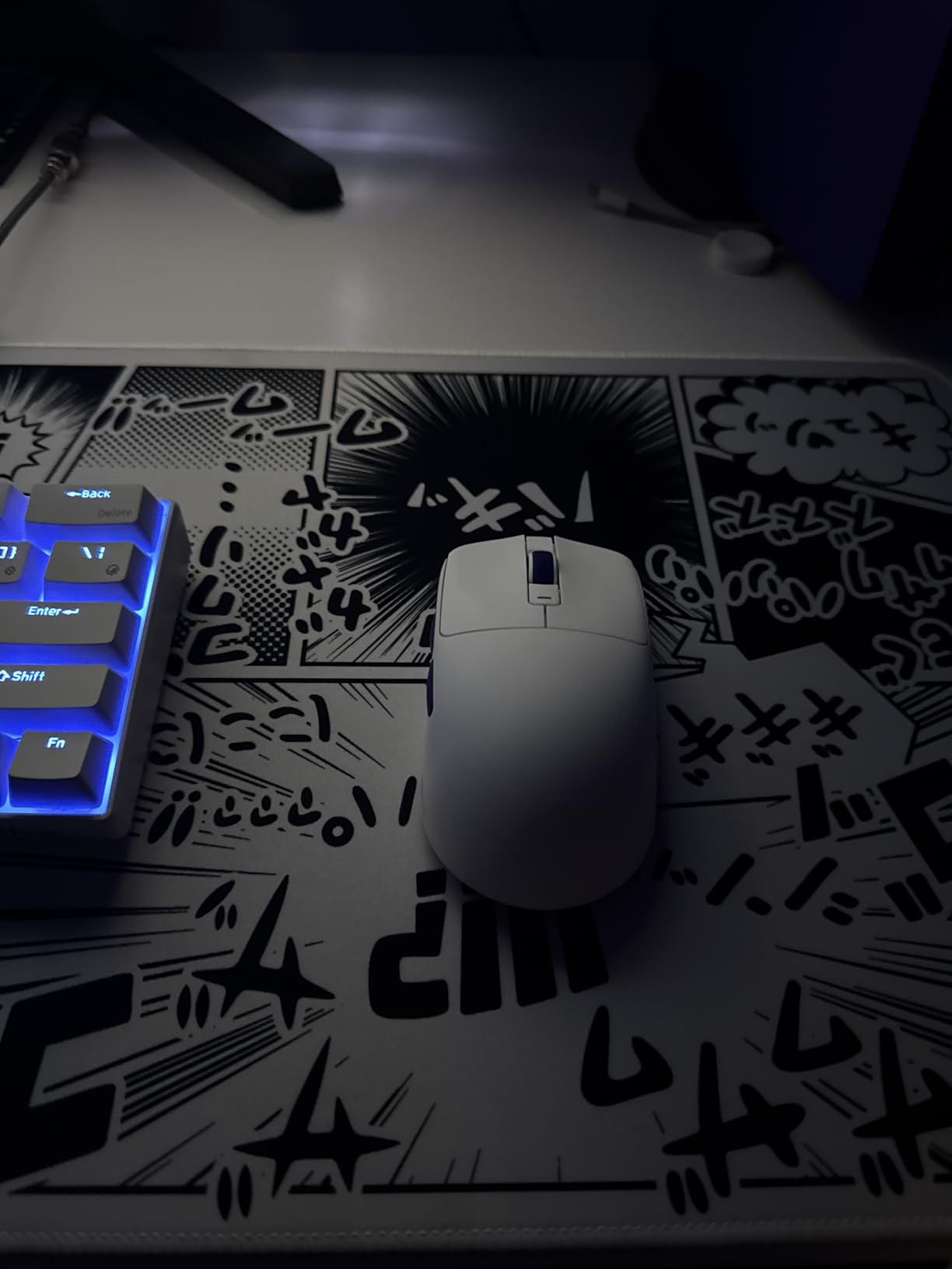 RK ROYAL KLUDGE RK M30 Wireless Gaming Mouse, 24000 DPI, 43g Ultra-Lightweight, PAW3311 Sensor, 2.4G/Bluetooth/USB-C Rechargeable Wireless Mouse with 5 Programmable Buttons for PC/Mac, White customer photo 2