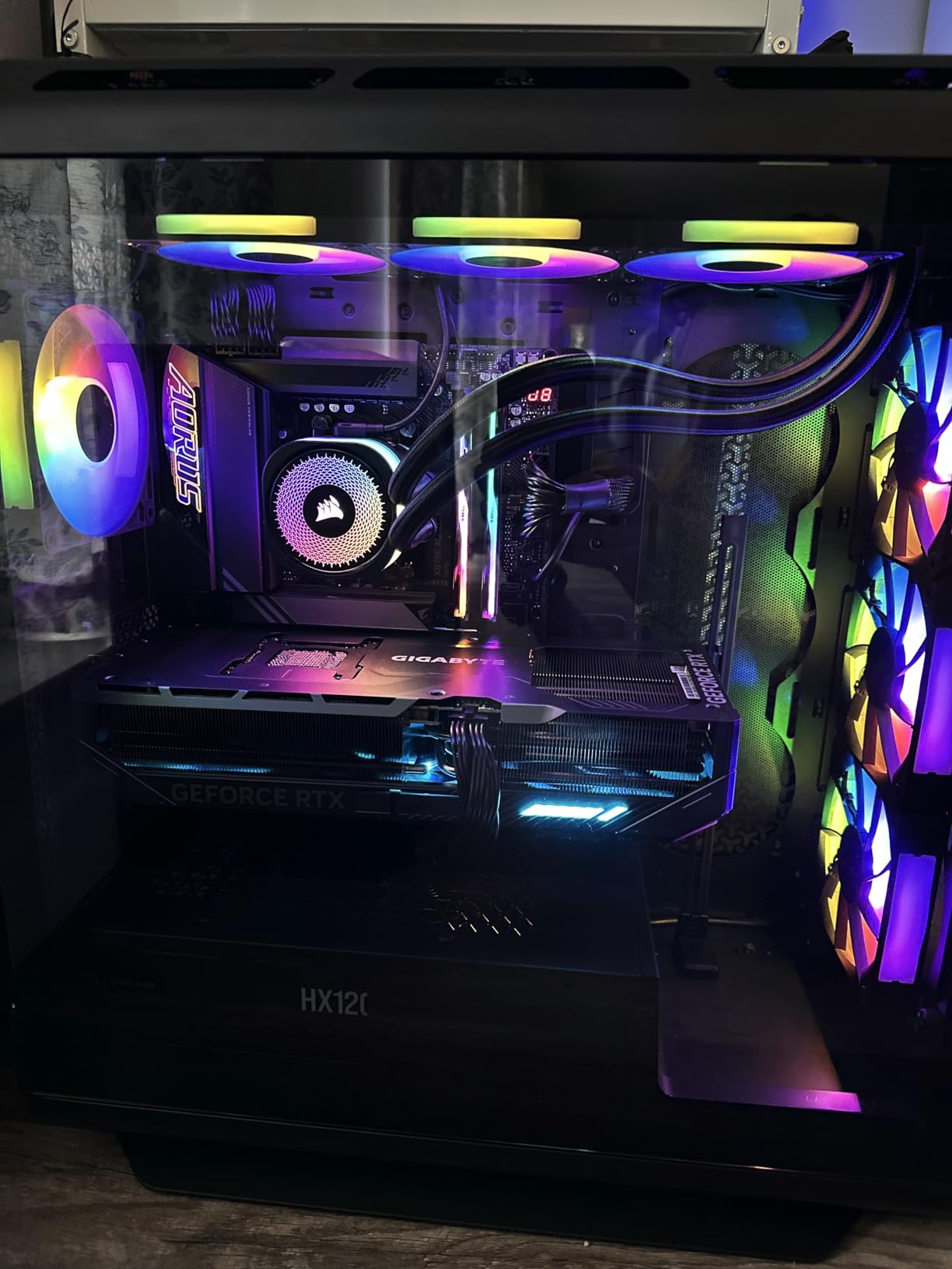 GIGABYTE GeForce RTX 5090 Gaming OC 32G Graphics Card, WINDFORCE Cooling System, 32GB 512-bit GDDR7, by NVIDIA, DisplayPort & HDMI - Video Output Interface, GV-N5090GAMING OC-32GD Video Card customer photo 2