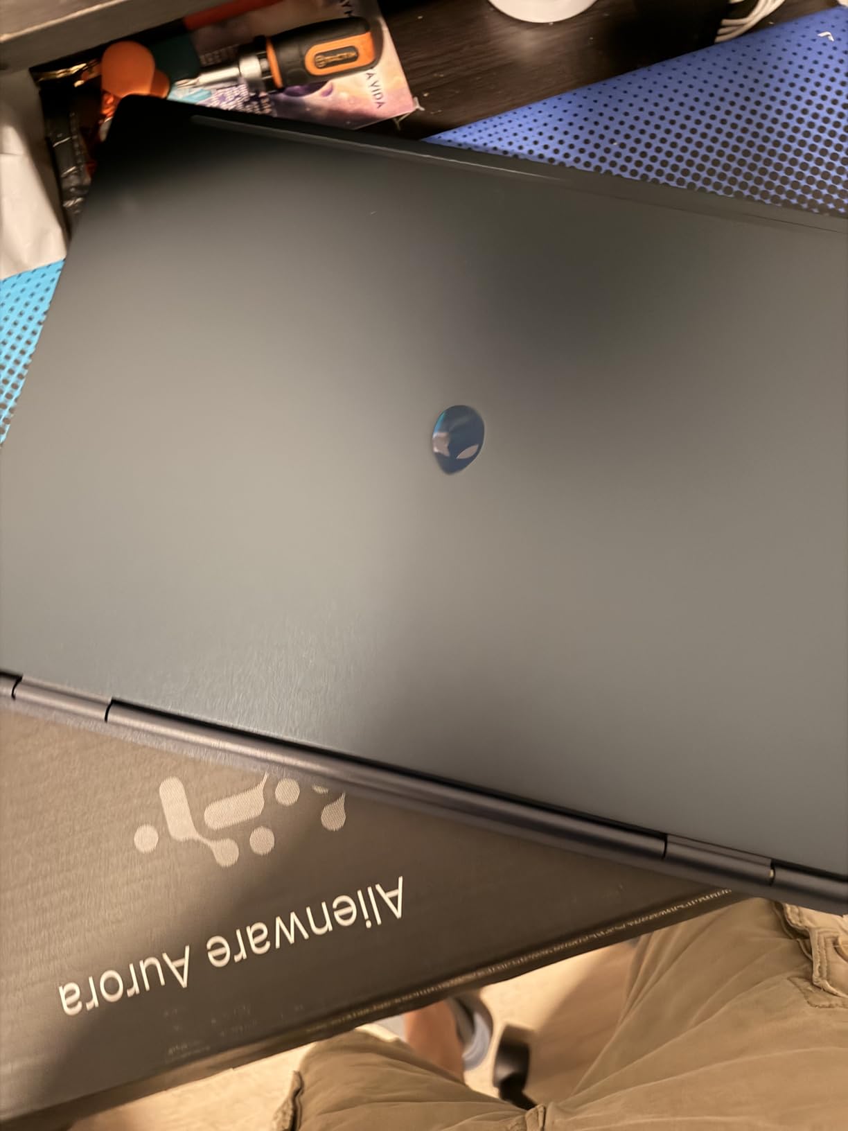 Alienware 16 Aurora Laptop AC16250 - 16-inch 16:10 WQXGA Display, Intel Core 7-240H Series 2, 16GB DDR5 RAM, 1TB SSD, NVIDIA GeForce RTX 5060 8GB GDDR7, Windows 11 Home, Onsite Service - Blue customer photo 1