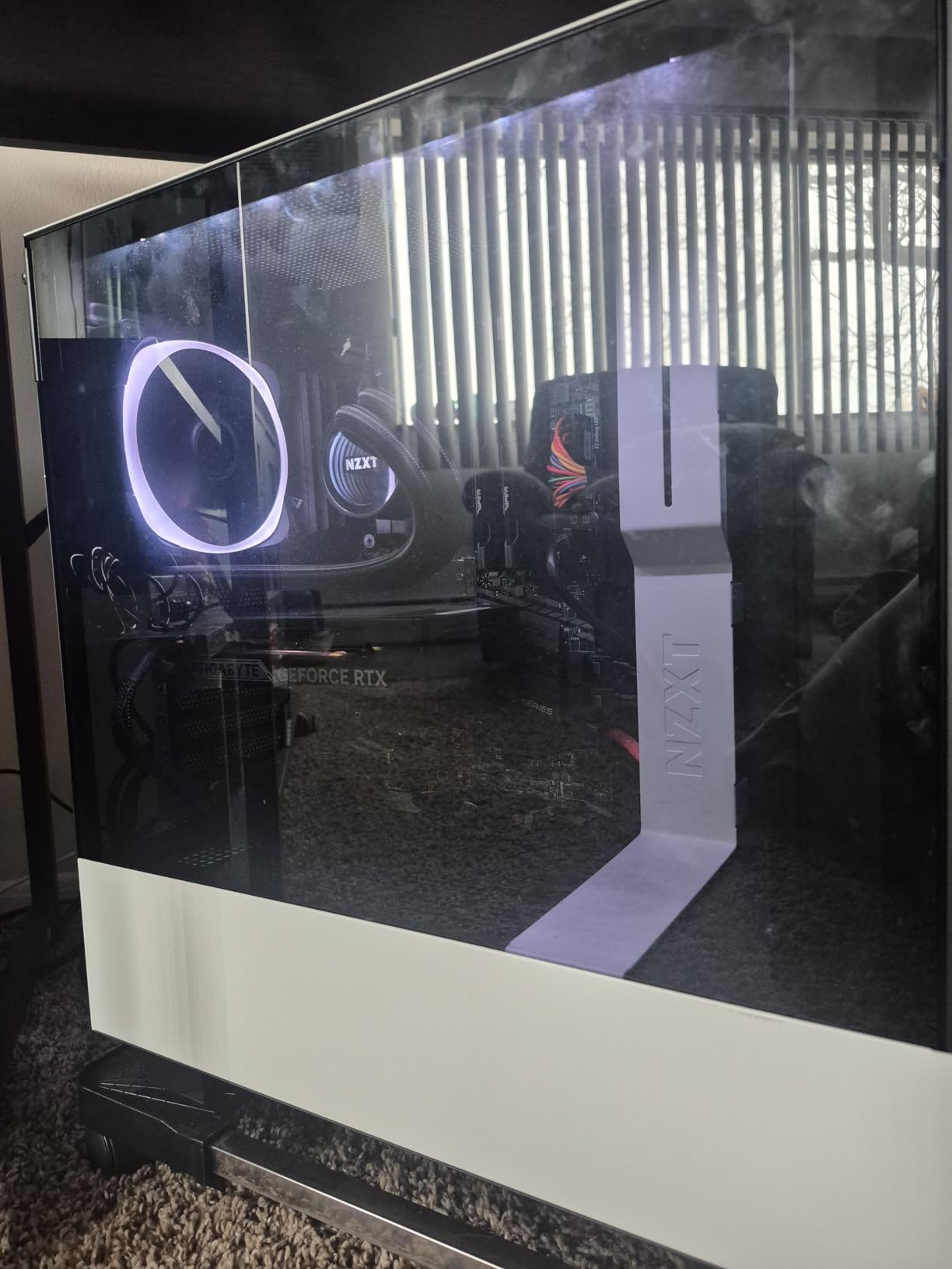 GIGABYTE GeForce RTX 5050 WINDFORCE OC 8G Graphics Card, 8GB 128-bit GDDR6, PCIe 5.0, WINDFORCE Cooling System, GV-N5050WF2OC-8GD Video Card customer photo 2