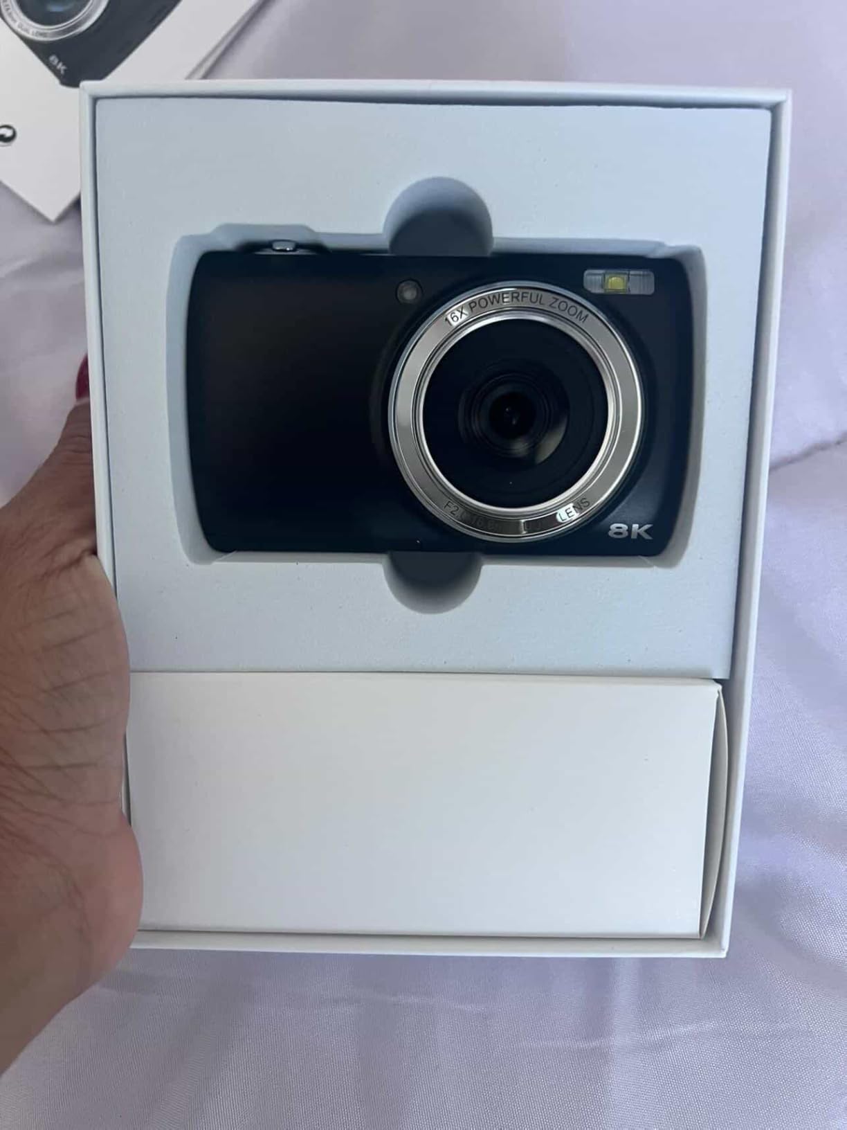 8K Digital Camera for Photography, 2026 Latest WiFi 88MP Vlogging Camera for YouTube with Dual Lens, Touch Screen, Autofocus Anti-Shake, 16X Zoom, Compact Travel Camera, 32GB Card, 2 Batteries, Black customer photo 2