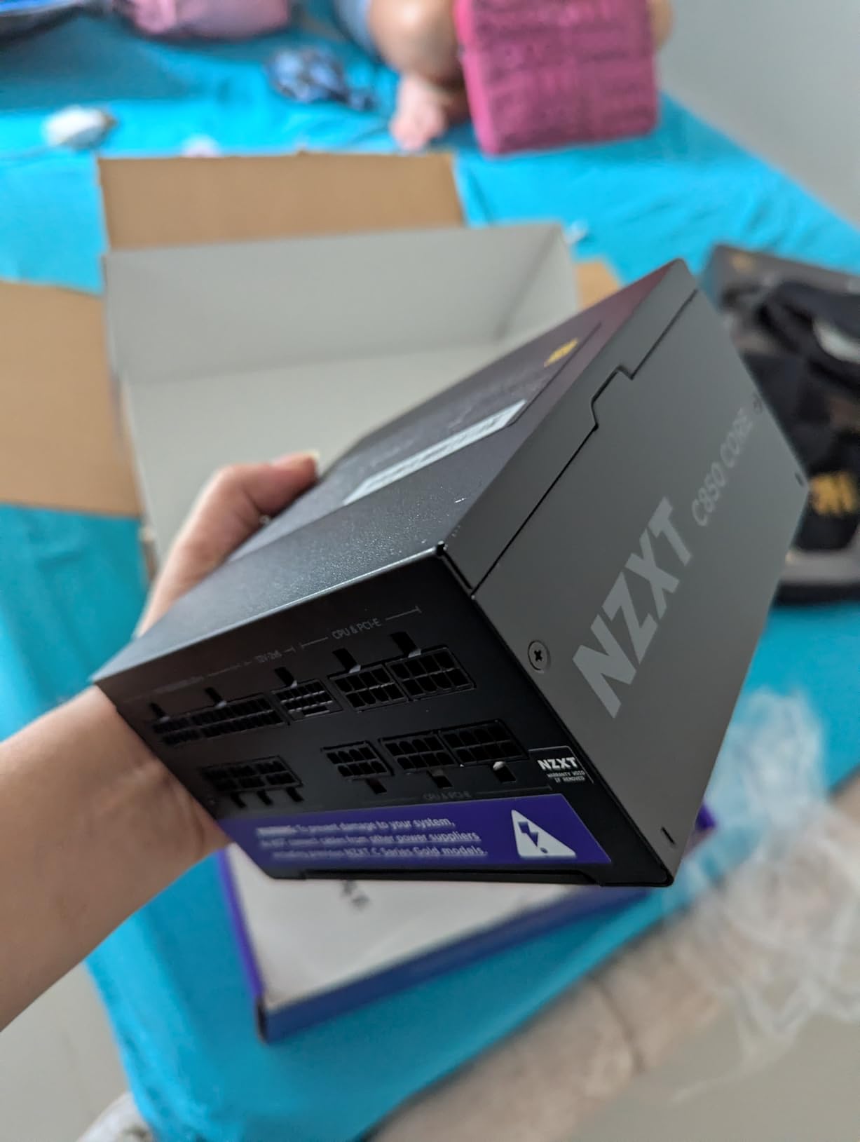 NZXT C850 Gold Core - 850W ATX 3.1 Power Supply - 80 Plus Gold - Cybenetics Platinum - Fully Modular - PCIe 5.1 600W 12V-2x6 - Zero RPM Fan - 105°C Capacitors - Black customer photo 2