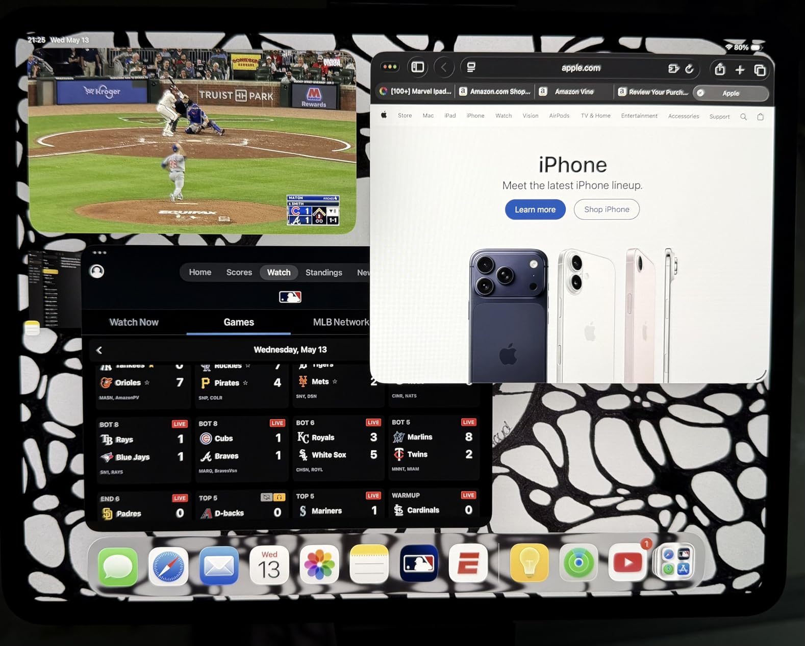 Apple iPad Pro 13-inch (M5): Ultra Retina XDR Display, 256GB, Landscape 12MP Front/Back Camera, LiDAR Scanner, Wi-Fi 7, Face ID - Space Black customer photo 1