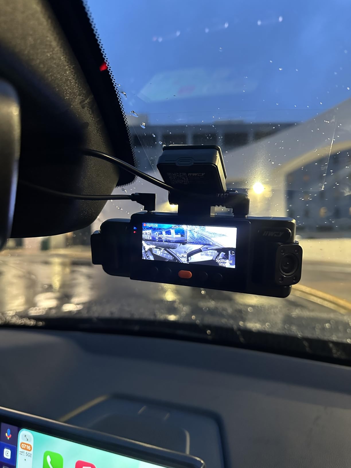 IIWEY N6 360 Degree Dash Cam 4 Channel, 5.8G WiFi-6 (up to 20MB/s) with App, Free 128GB Card, FHD Front & Rear Inside Dash Cam for Car, 8 IR Lights Night Vision, GPS, 24/7 Parking Mode, G-Sensor customer photo 2