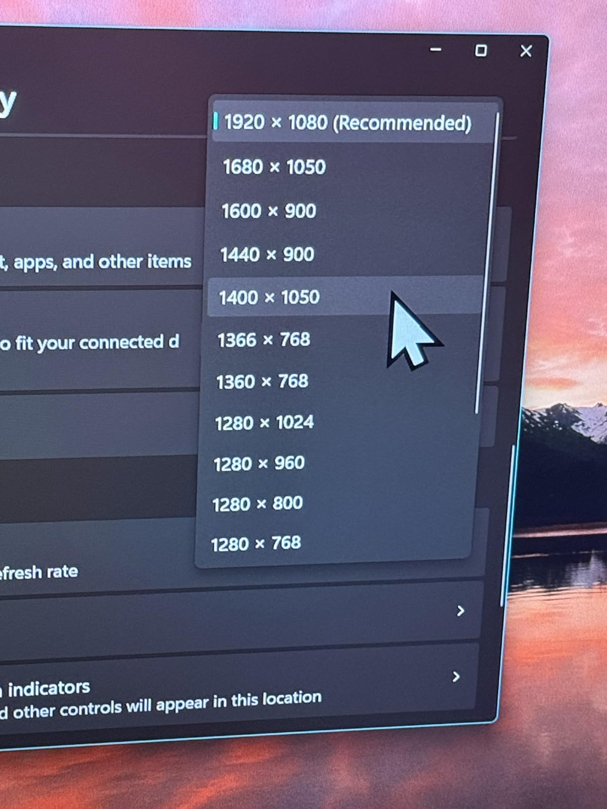 AOC 25G51Z 25-inch Gaming Monitor FHD 1920x1080, 240Hz Native with 260Hz Overclock Refresh Rate, 0.5ms MPRT, IPS Panel, HDR, 3-Sided Frameless, HDMI 2.0 x1, Display Port x1, 3-Year Zero-Bright-Dot customer photo 2