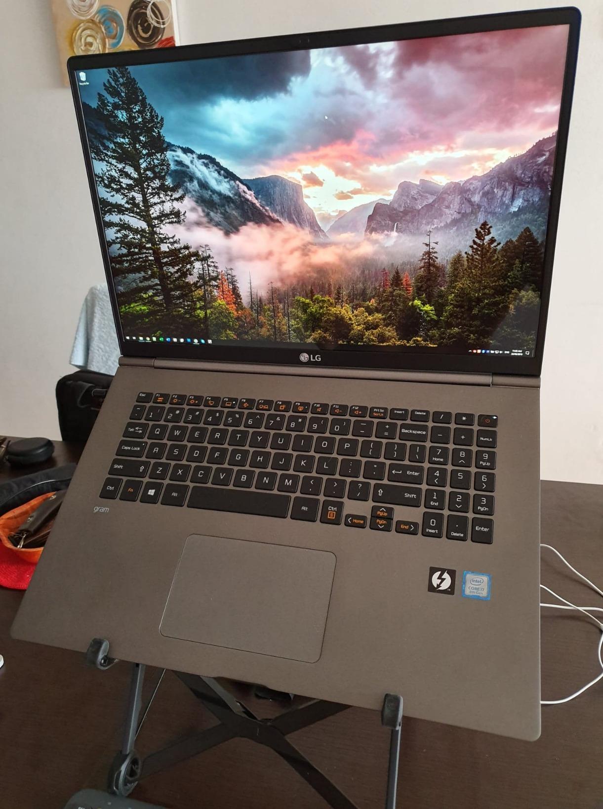 2025 LG Gram 17 Touchscreen Laptop, 17