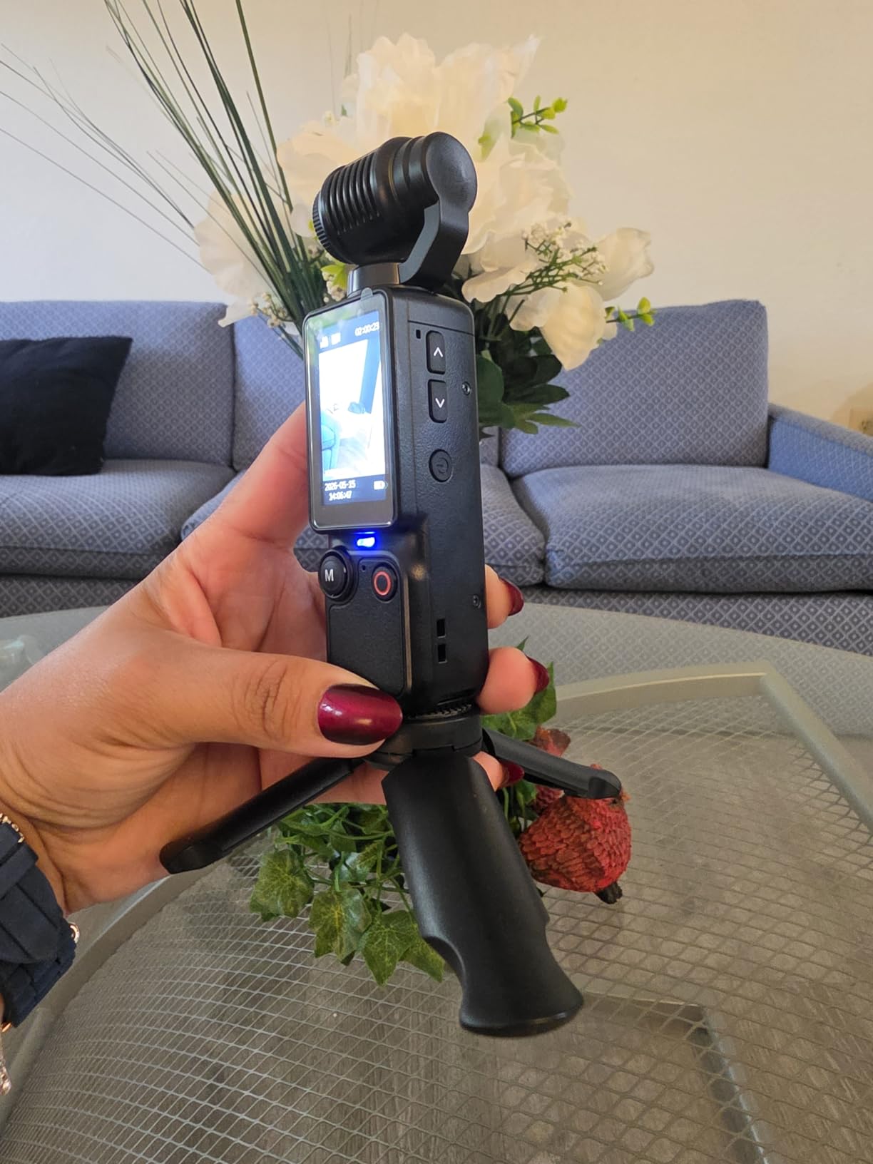 CGXUED Vlogging Camera with 180° Rotating Lens, Pocket Body Camera with Audio & Video Recording,7-Hour Battery, Handheld POV Cameras with 32GB Card, Easy One-Button Recording for Travel,Daily Life customer photo 1