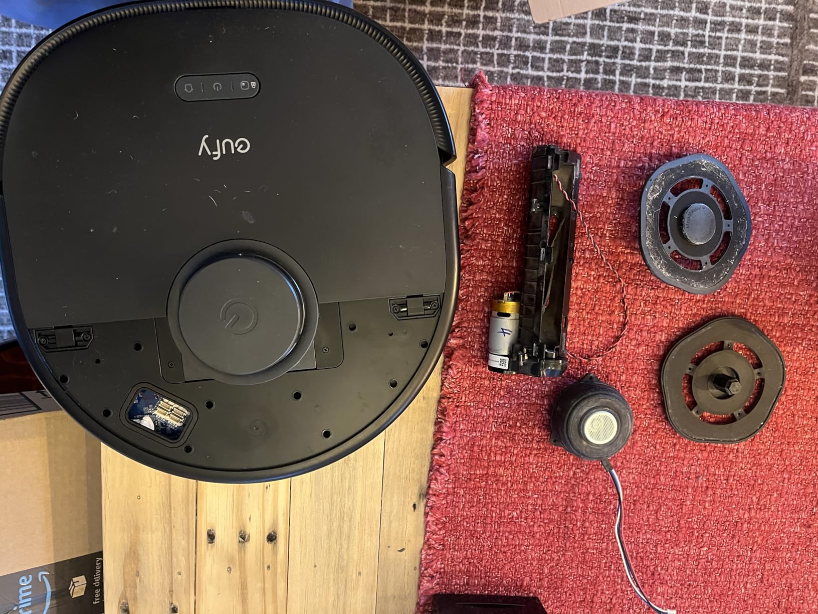 eufy C10 Robot Vacuum Self Emptying, 8 Weeks Hands Free, Advanced Smart Mapping with LiDAR Navigation, 2.85-Inch Slim Design, Powerful Suction, Edge Expansion Brush for Pet Hair, Carpet Detection customer photo 2