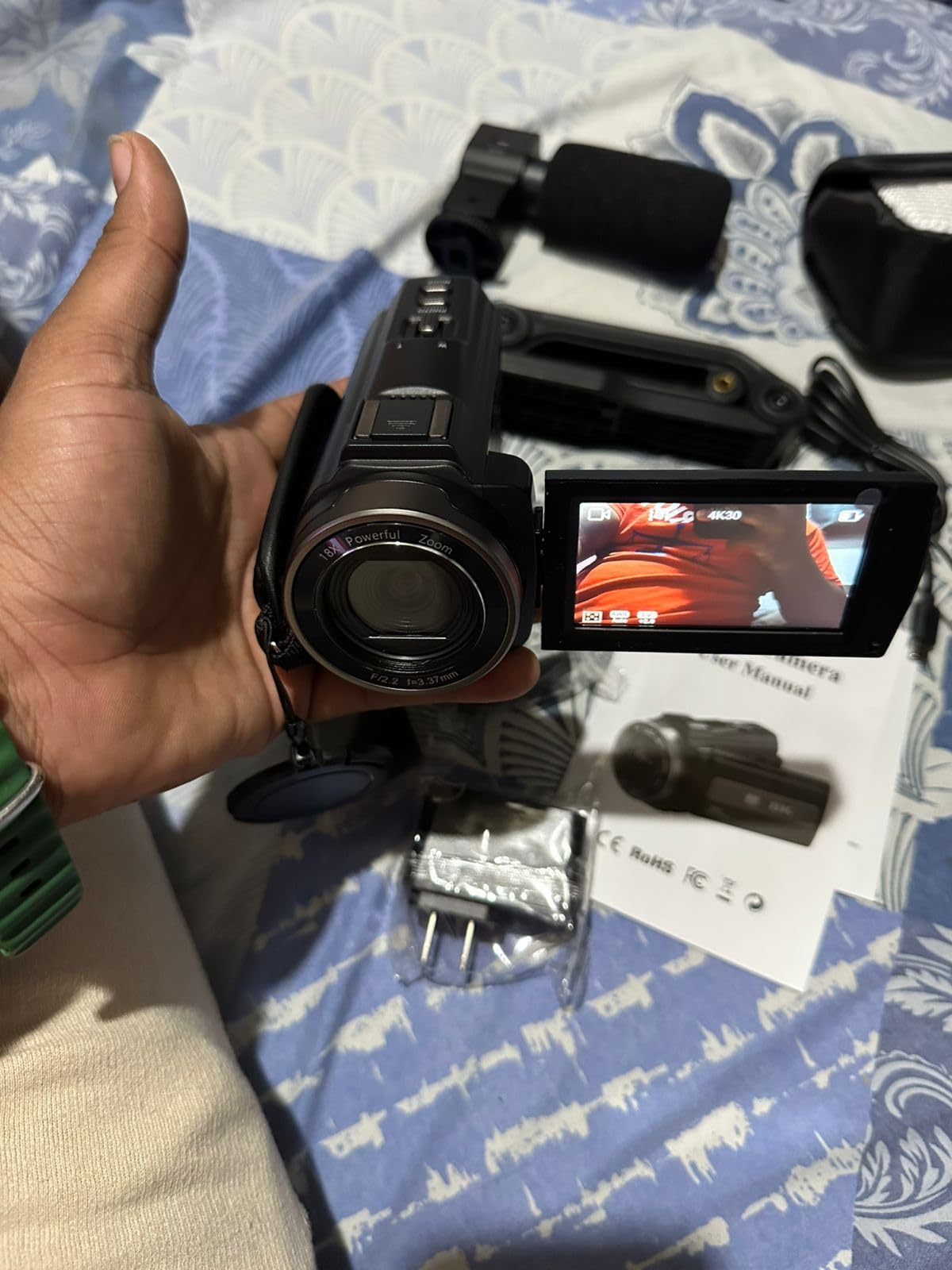 8K Video Camera 88MP UHD WiFi Vlogging Cameras for YouTube 18X Digital Zoom IR Night Vision 3.0'' Touch Screen Camcorder with 32GB Card, Microphone, Lens Hood, Stabilizer, Remote, Two Batteries customer photo 2