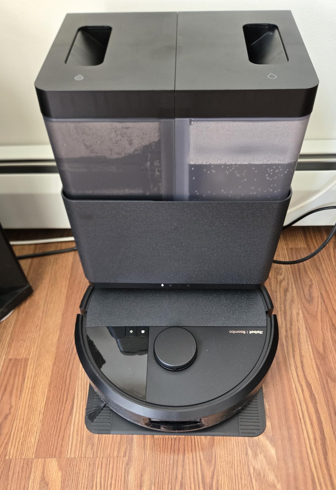 iRobot Roomba Plus 505X Combo Robot Vacuum and Mop with AutoWash Dock, Auto-Empties up to 75 Days, Extending Spinning Mop Pads, Pad Wash and Heated Drying, Avoids Obstacles, LiDAR, Ideal for Homes with Pets customer photo 1