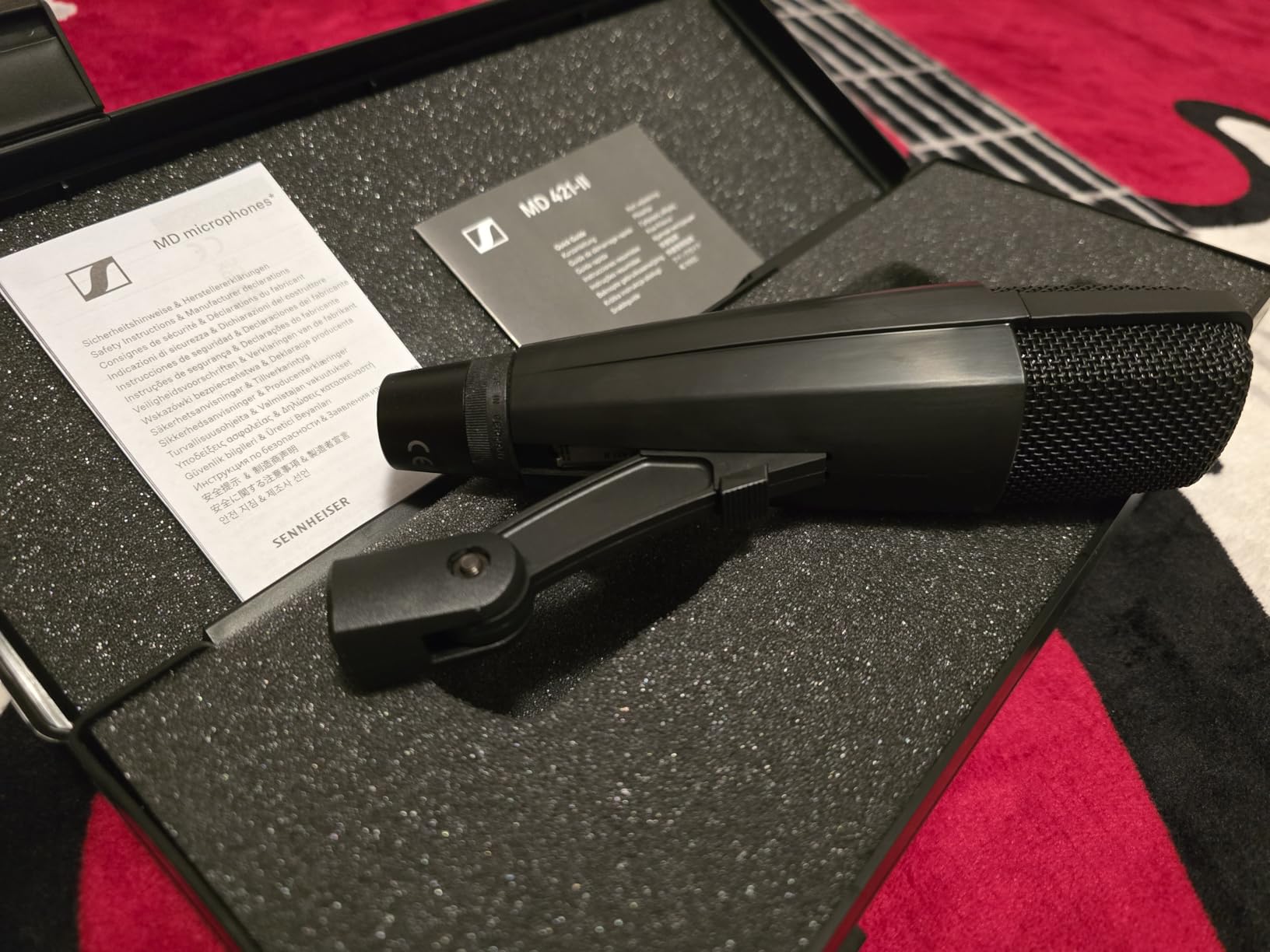 Sennheiser Pro Audio MD 421-II Cardioid Dynamic Instrument Microphone customer photo 1
