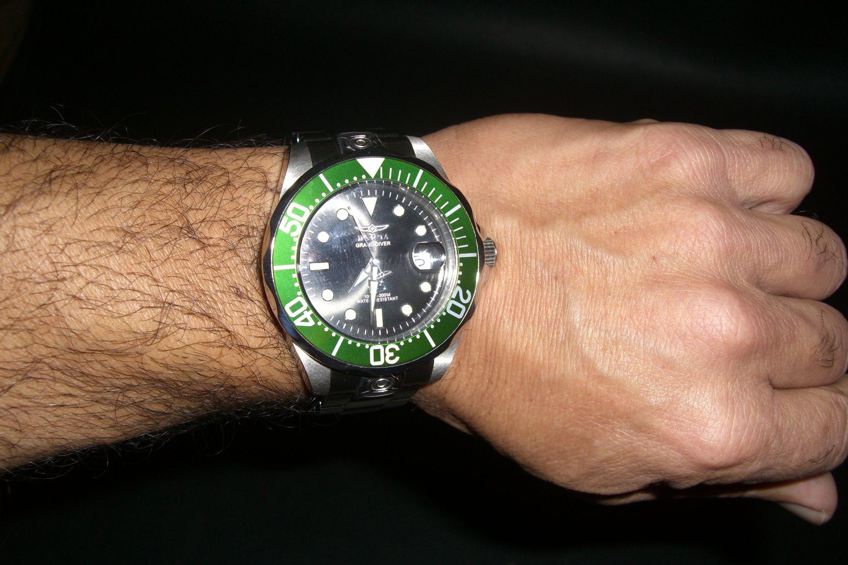 Invicta Men's 3044 Stainless Steel Pro Diver Automatic Watch customer photo 1