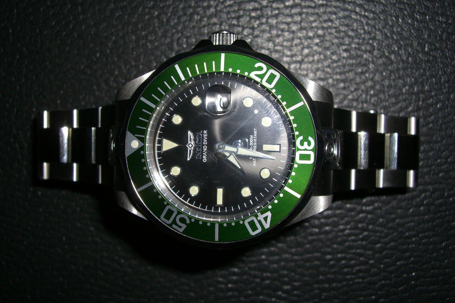 Invicta Men's 3044 Stainless Steel Pro Diver Automatic Watch customer photo 2
