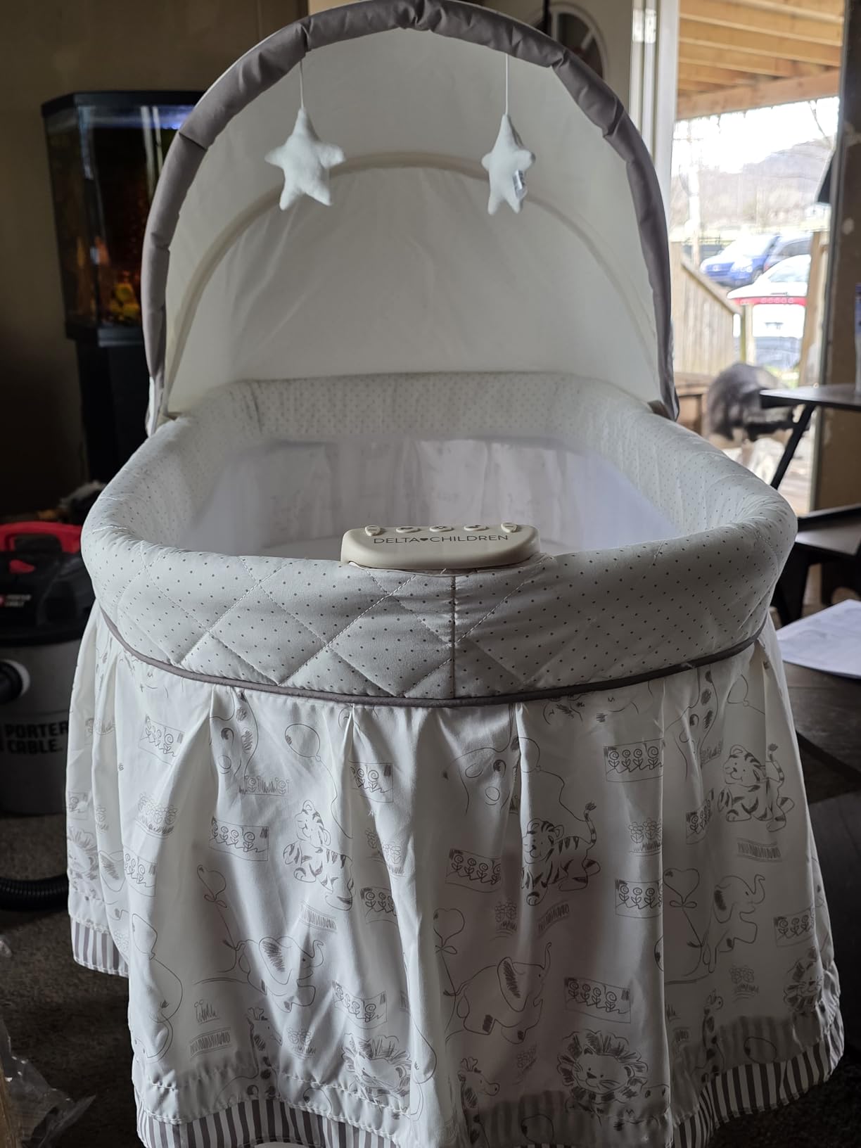 Delta Children Portable Rocking Bassinet for Newborns Bedside Sleeper Crib with Gentle Vibrations, Nightlight, Soothing Music, Adjustable Canopy, Plush Toys, Storage Basket, Baby Essentials customer photo 2