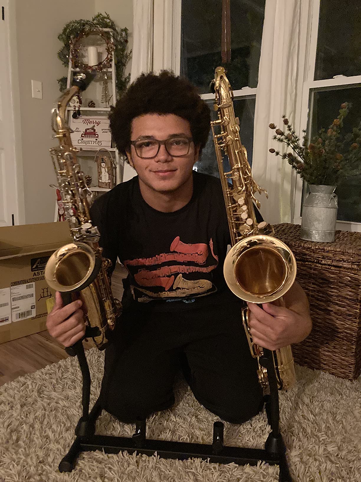 Audio2000'S AST4501 Alto/Tenor Saxophone Stand with Detachable Flute/Clarinet Peg customer photo 1