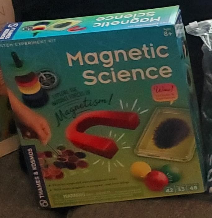 Thames & Kosmos Magnetic Science | 33 STEM Experiments | Ages 8+ | Learn About Earth's Magnetic Poles | Discover How Invisible Magnetic Fields Work | Full-Color 48-Page Manual customer photo 1