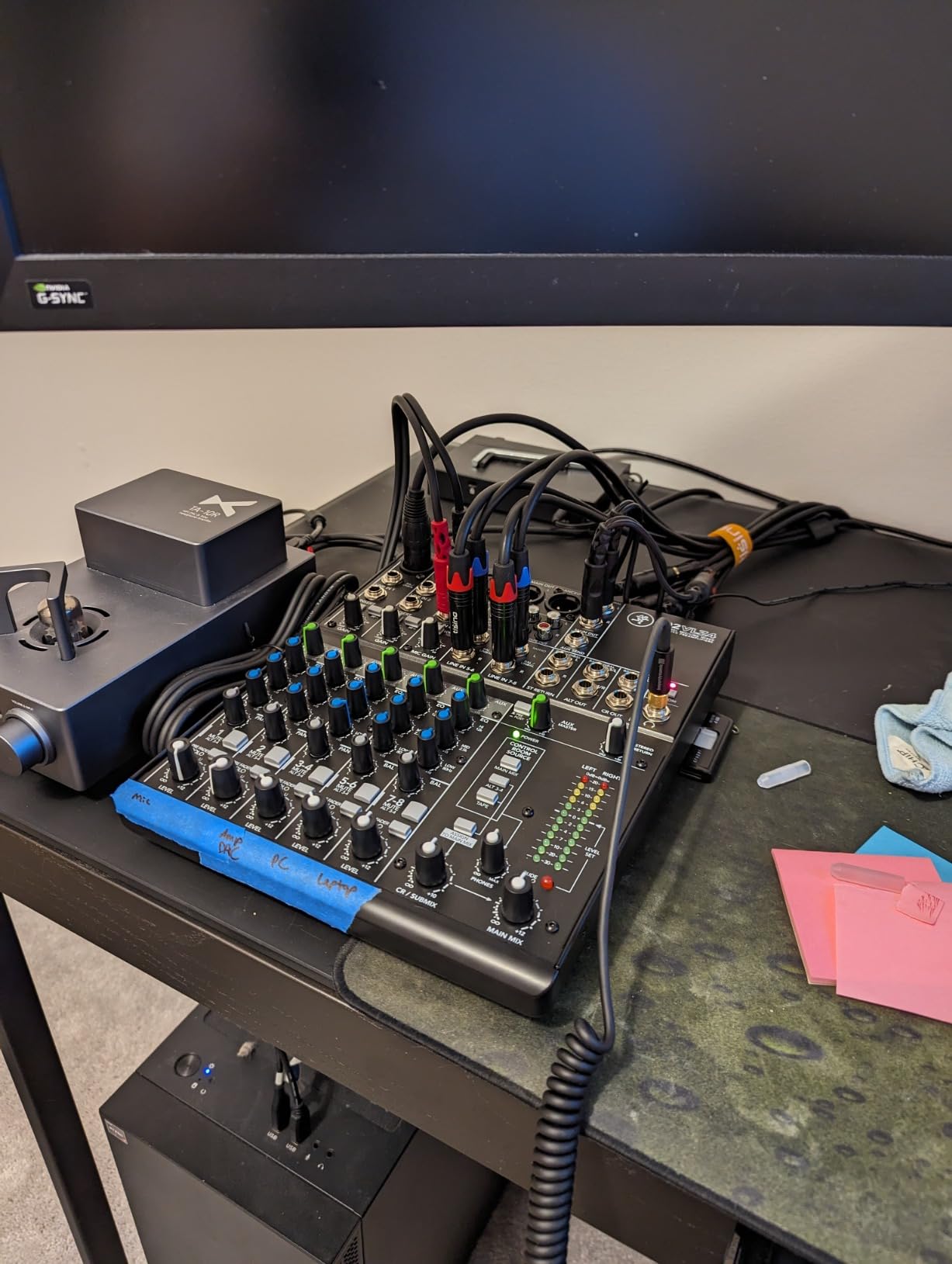 Mackie 402VLZ4, 4-channel Ultra Compact Mixer with High Quality Onyx Preamps customer photo 2