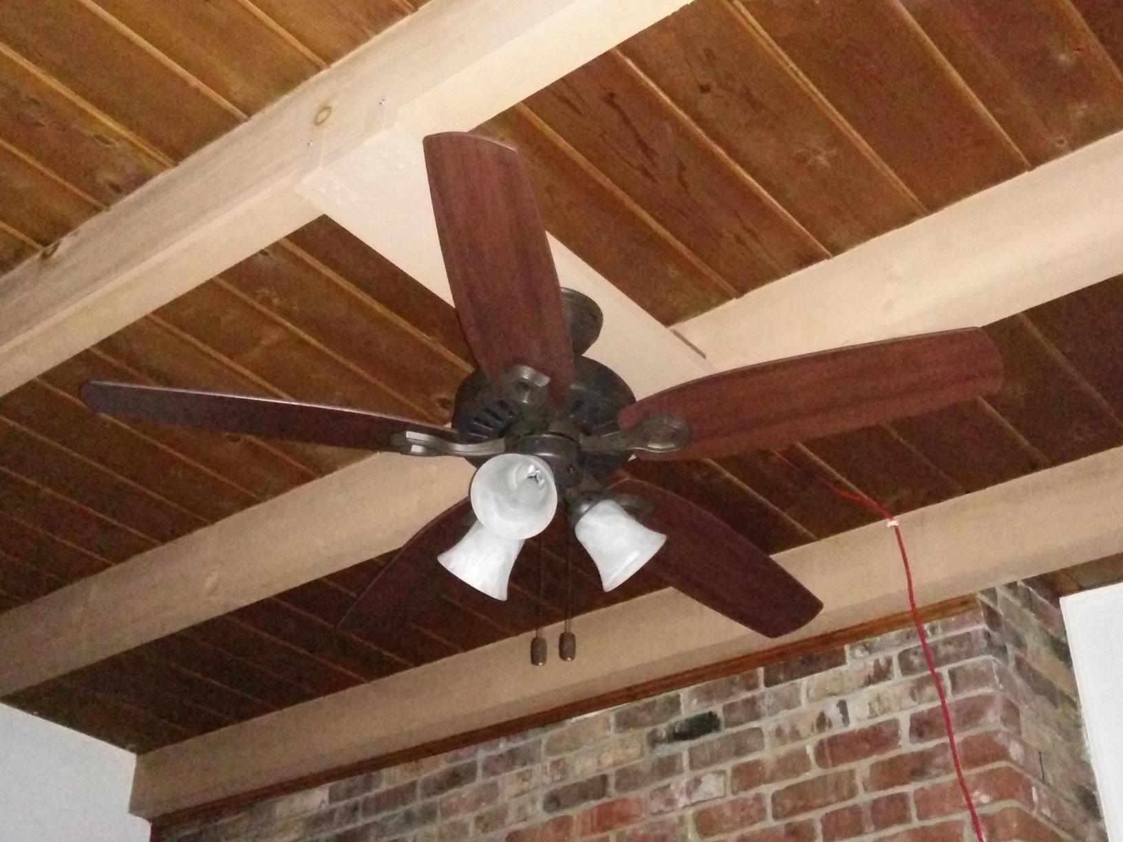 Hunter 52 inch Indoor Ceiling Fan with LED Lights - Bronze Ceiling Fan with Pull Chain, For Bedroom or Living Room, Standard Mount, No Remote, 5 Blades, Includes Bulbs - Builder Plus 53238, New Bronze customer photo 1