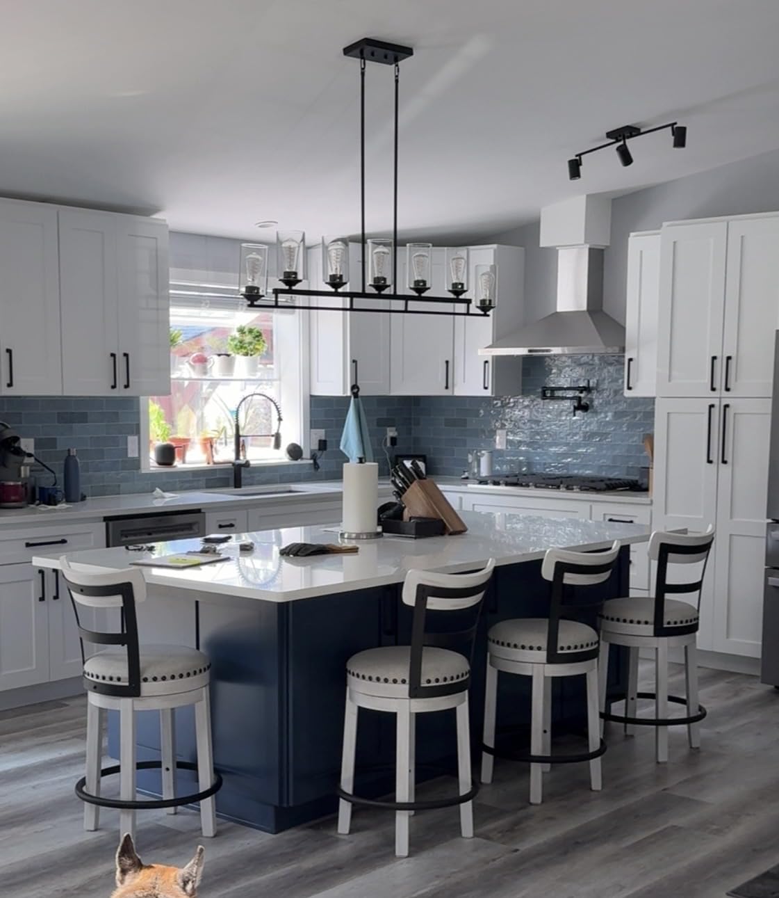Signature Design by Ashley Pinnadel Counter Height Swivel Bar Stool, Brown customer photo 1