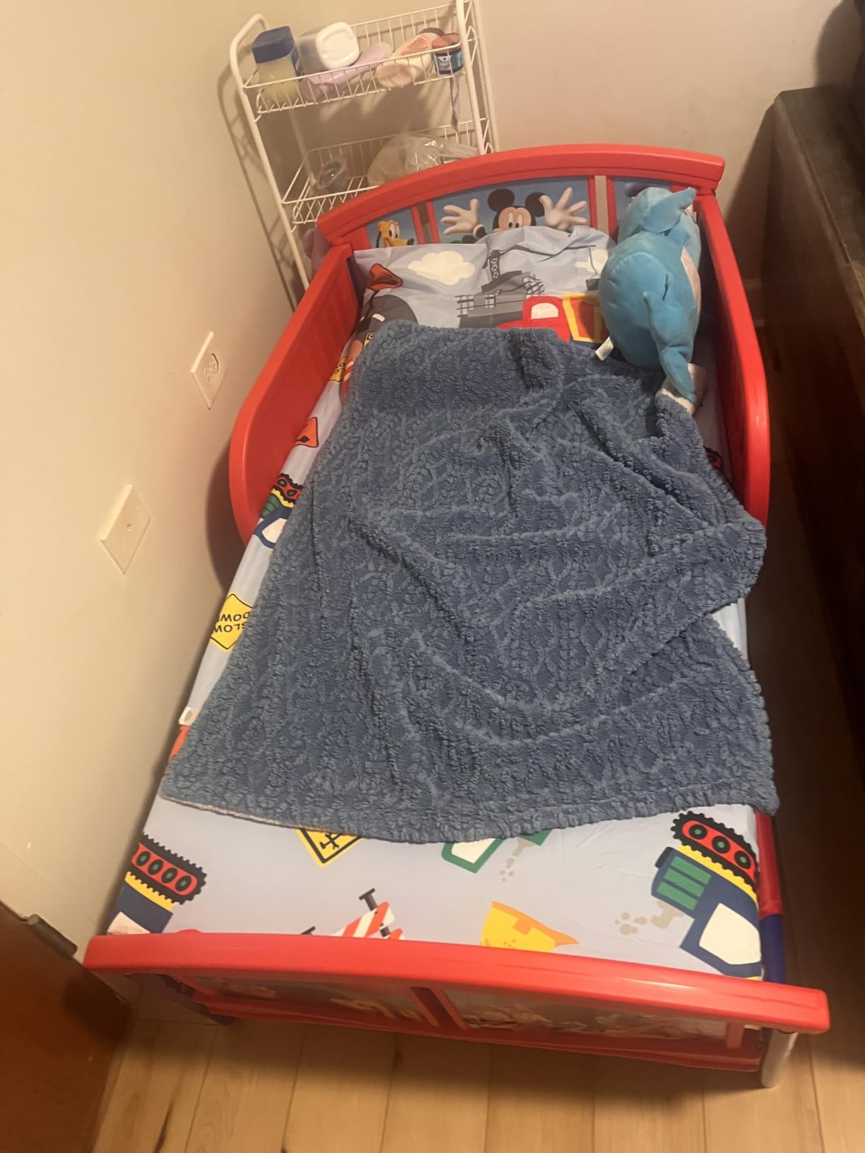 Delta Children Plastic Toddler Bed, Disney Mickey Mouse customer photo 1