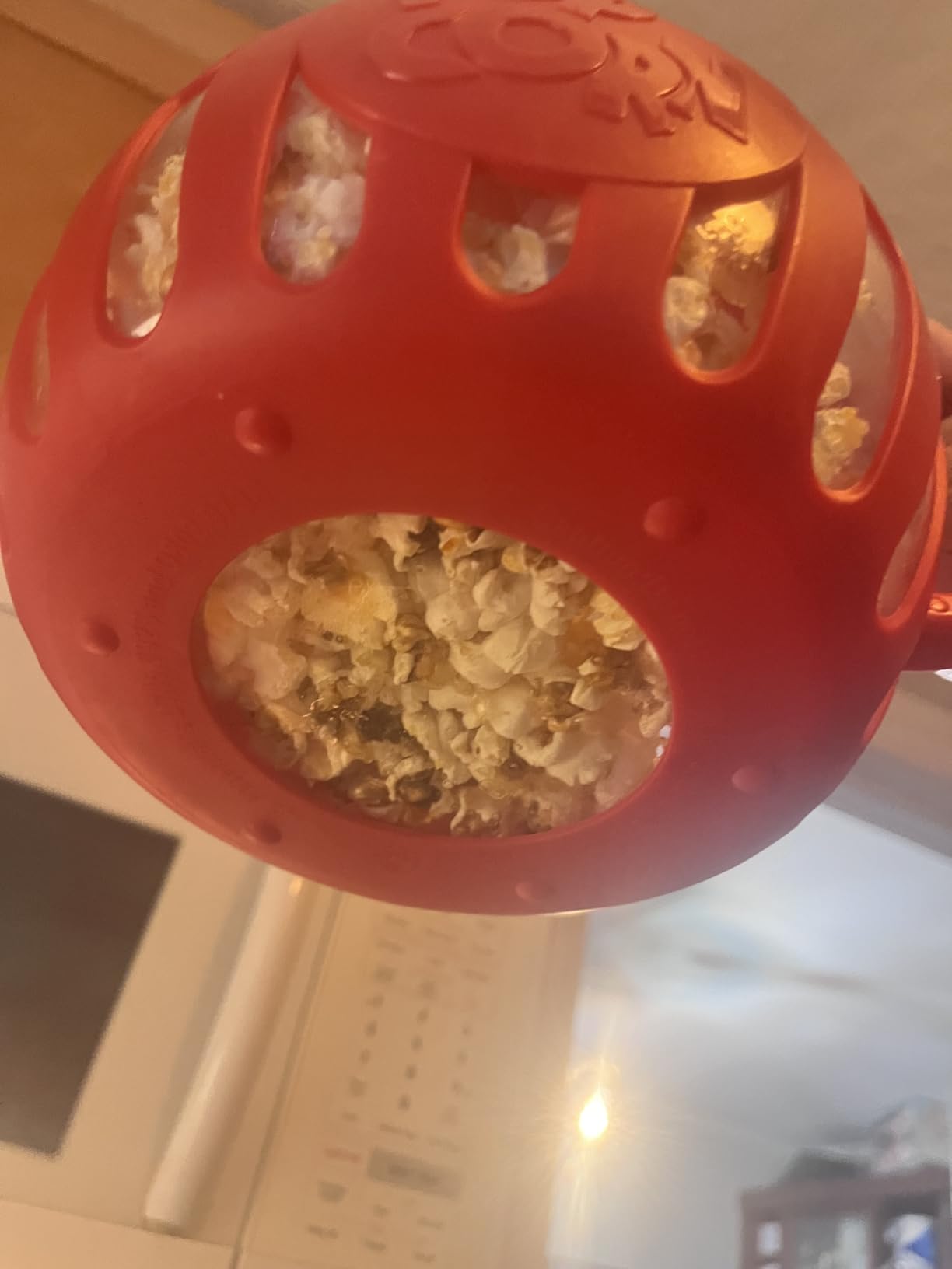Ecolution Patented Micro-Pop Microwave Popcorn Popper with Temperature Safe Glass, 3-in-1 Lid Measures Kernels and Melts Butter, Made Without BPA, Dishwasher Safe, 3-Quart, Red customer photo 2