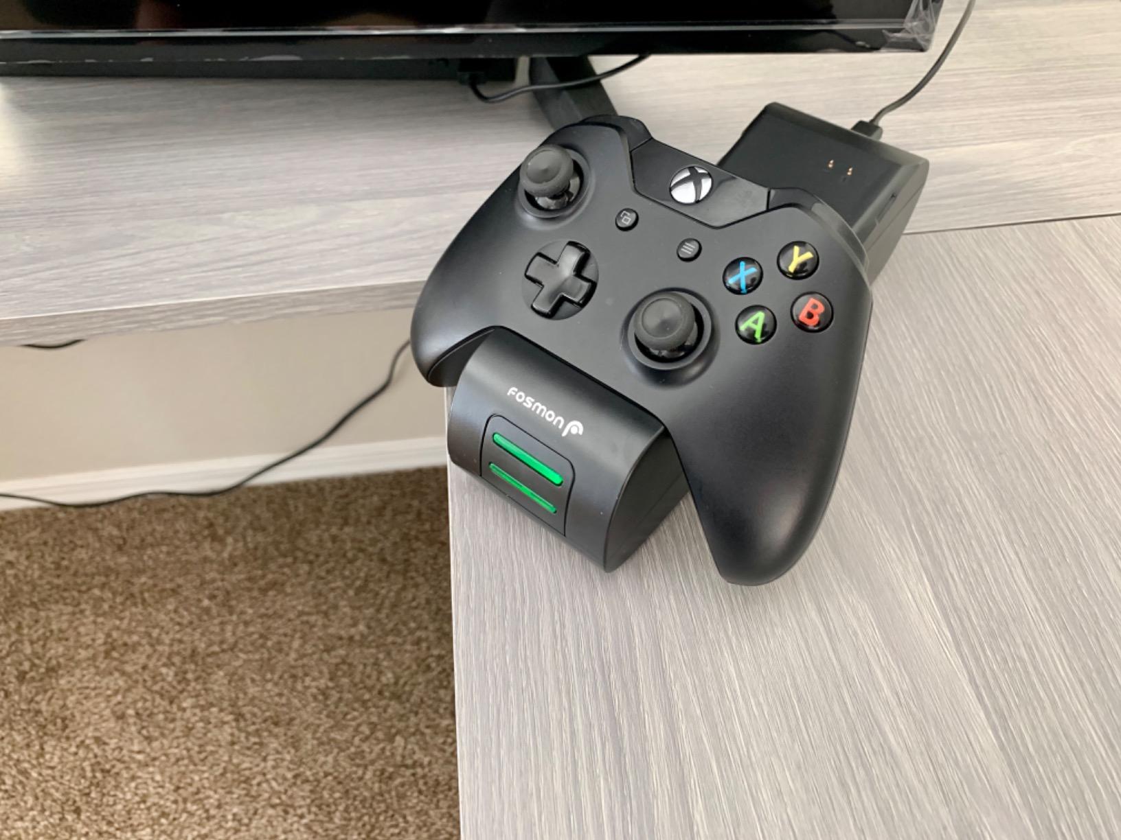 Fosmon Fast Charging for Xbox Controller Charger Station Dock, Black | Dual High-Speed Charging Dock Base with Two 5280mWh Rechargeable Battery Packs and 4 Covers for Xbox Series X, S, One, Elite customer photo 1