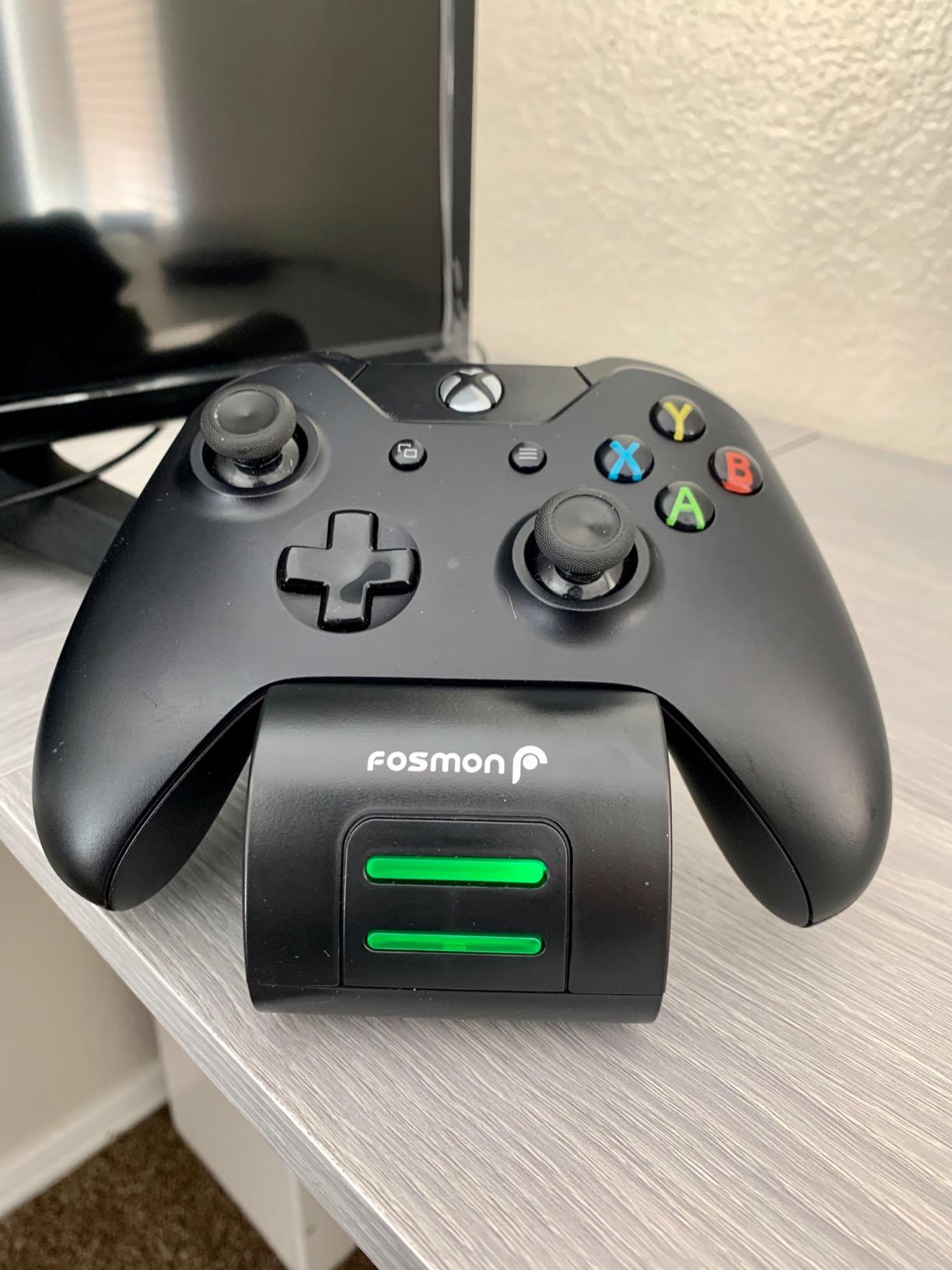 Fosmon Fast Charging for Xbox Controller Charger Station Dock, Black | Dual High-Speed Charging Dock Base with Two 5280mWh Rechargeable Battery Packs and 4 Covers for Xbox Series X, S, One, Elite customer photo 2