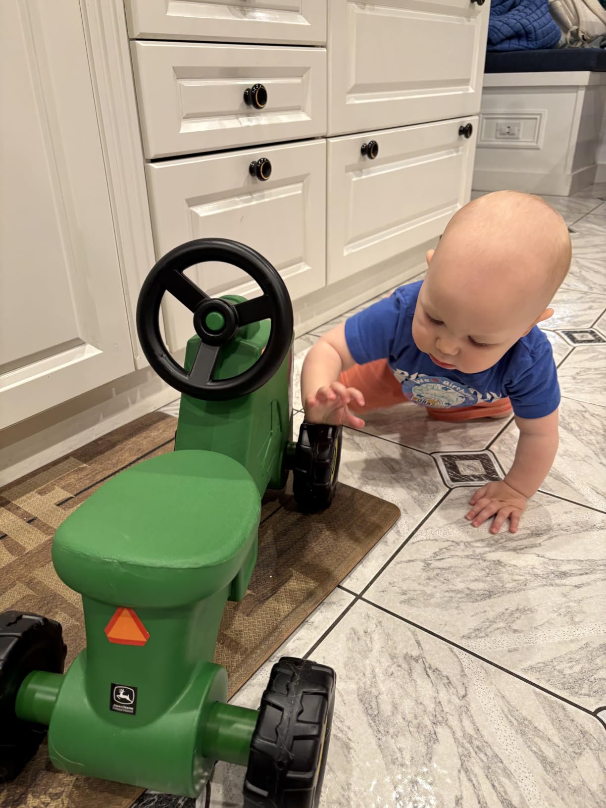 John Deere Ride On Toys Sit 'N Scoot Activity Tractor for Kids Ages 18 Months and Up, Green | Foot-to-Floor Ride On Toy, Officially Licensed John Deere Toy, Indoor/Outdoor Push Tractor customer photo 1
