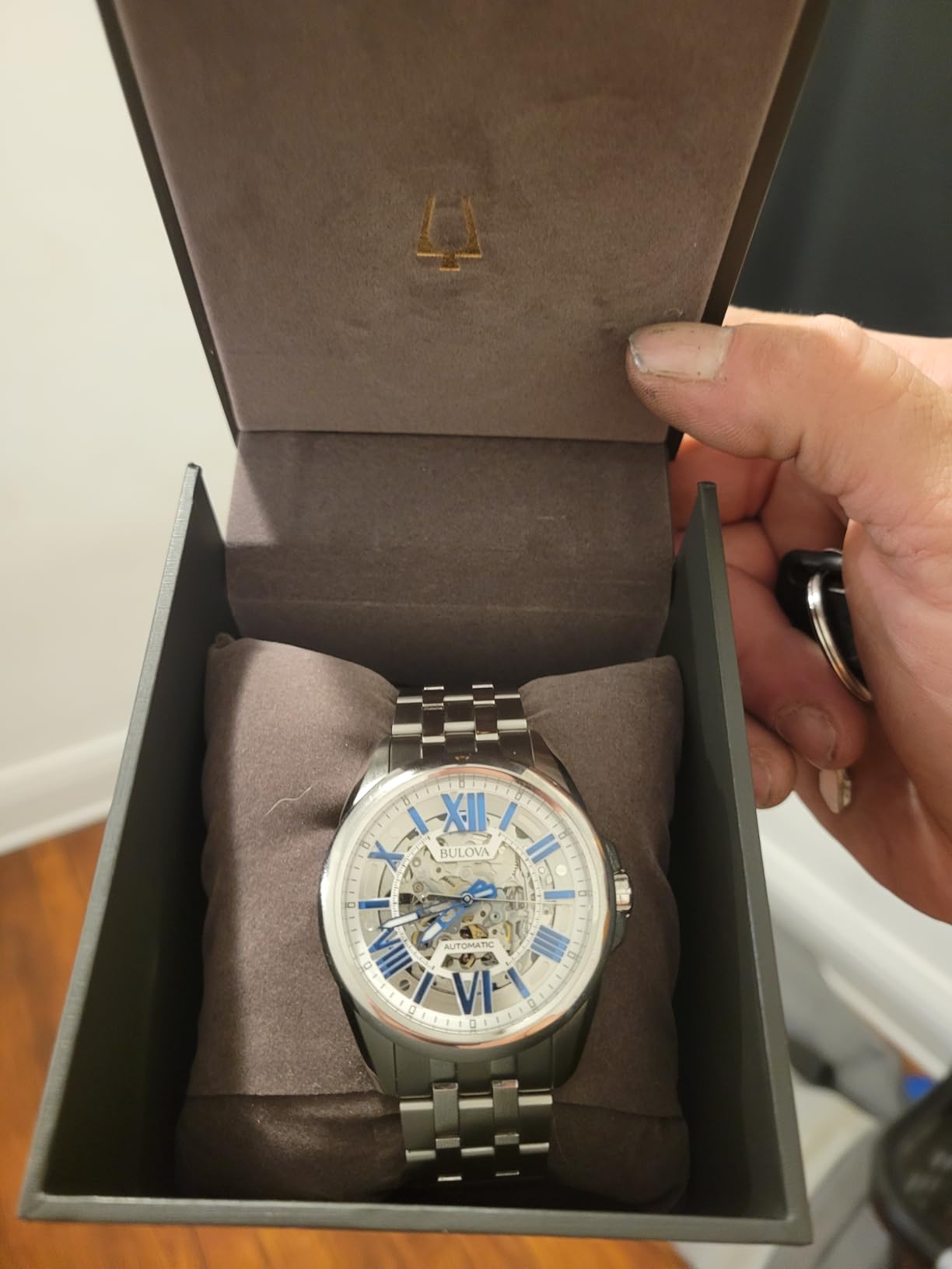 Bulova Men's Classic Sutton 3-Hand 21-Jewel Automatic Watch, 42 Hour Power Reserve, Skeleton Dial, Luminous Hands, 100M Water Resistant, 43mm customer photo 2