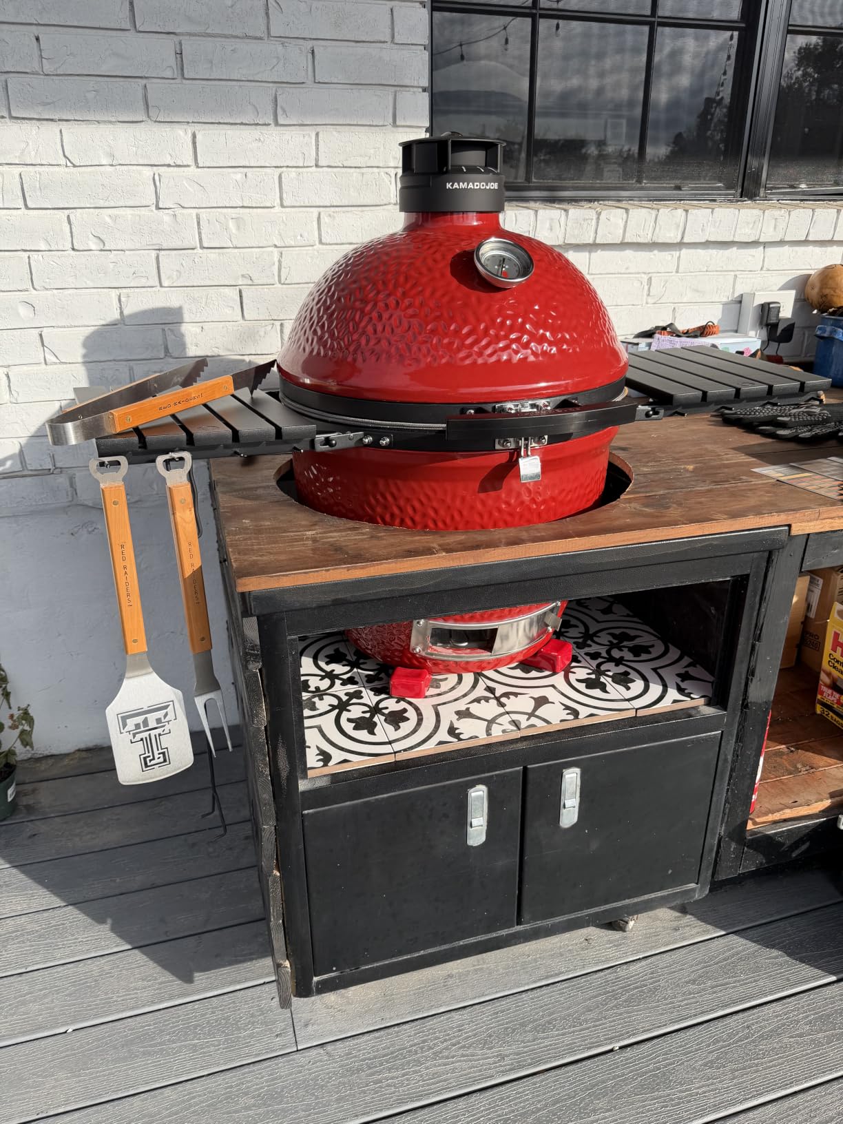 Kamado Joe Classic Joe Series II 18-inch Ceramic Charcoal Grill and Smoker with Cart, Red customer photo 1