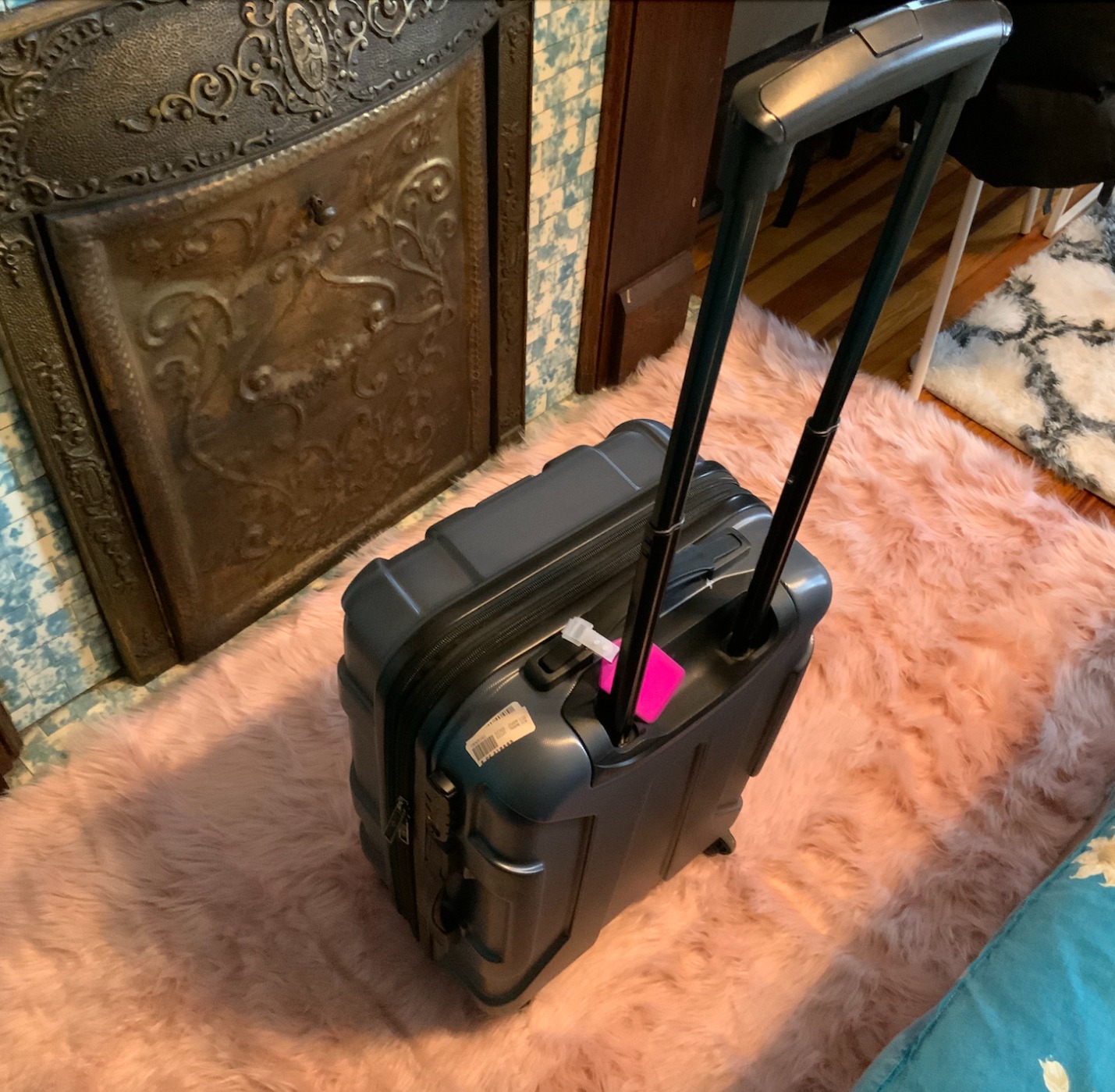 Samsonite Centric Hardside Expandable Luggage with Spinner Wheels, Blue Slate, Checked-Medium 24-Inch customer photo 2
